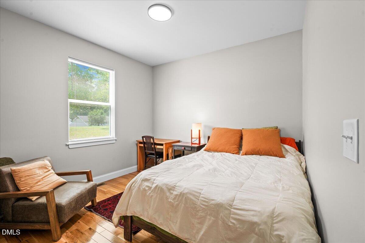 3241 Rowena Avenue Property Photo 24