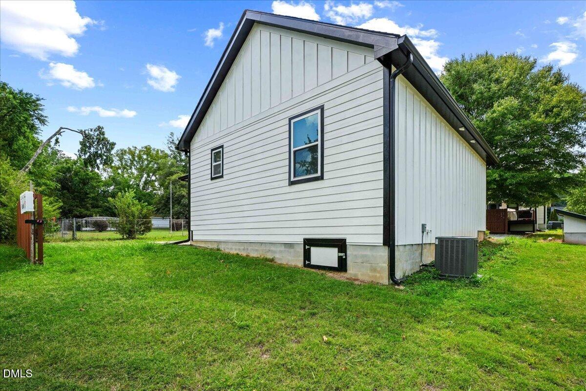 3241 Rowena Avenue Property Photo 68