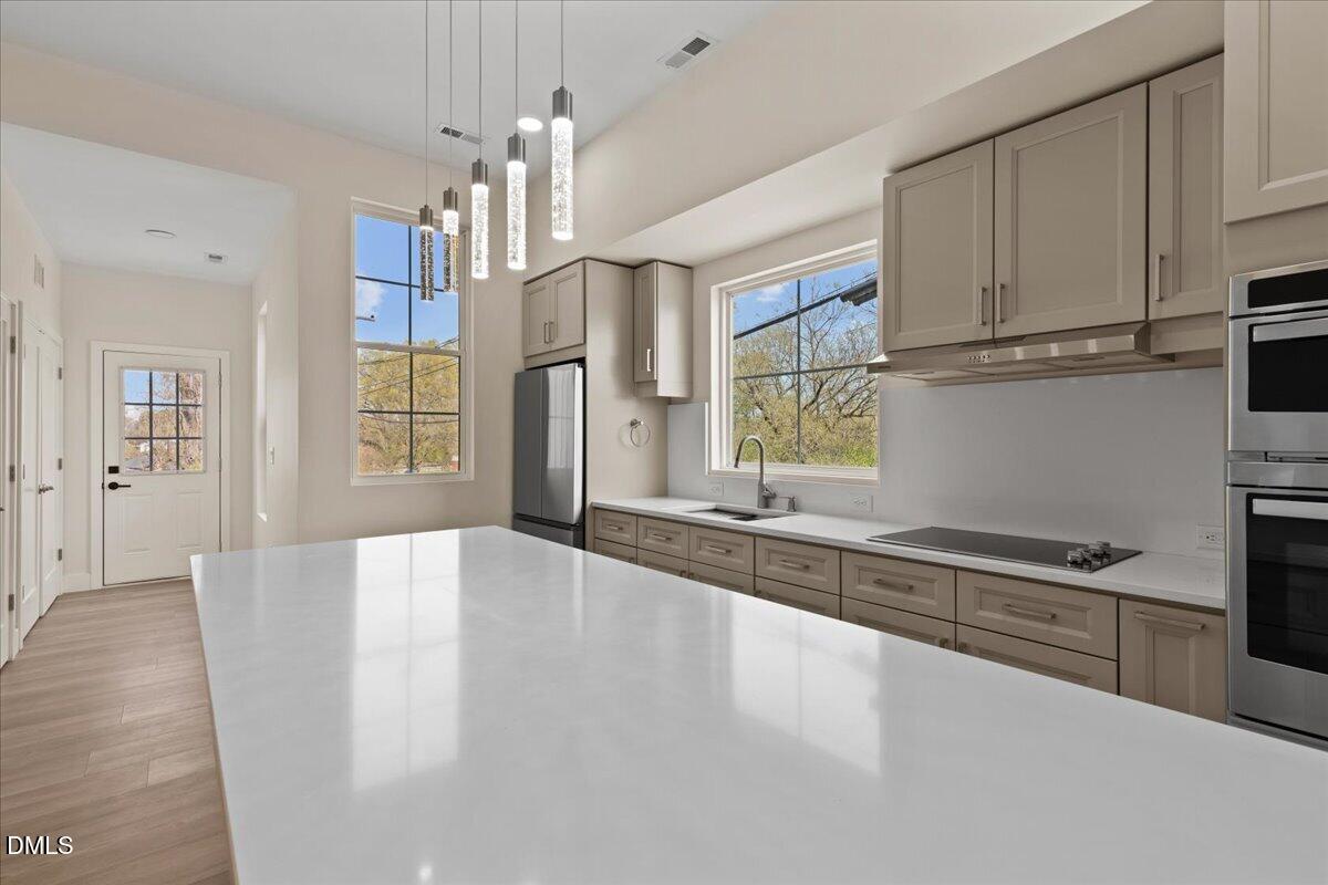 511 Linwood Avenue Property Photo 13