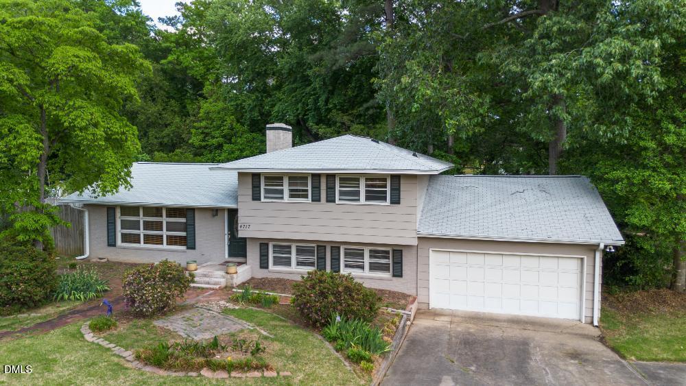 4717 Forestdale Road Property Photo 2