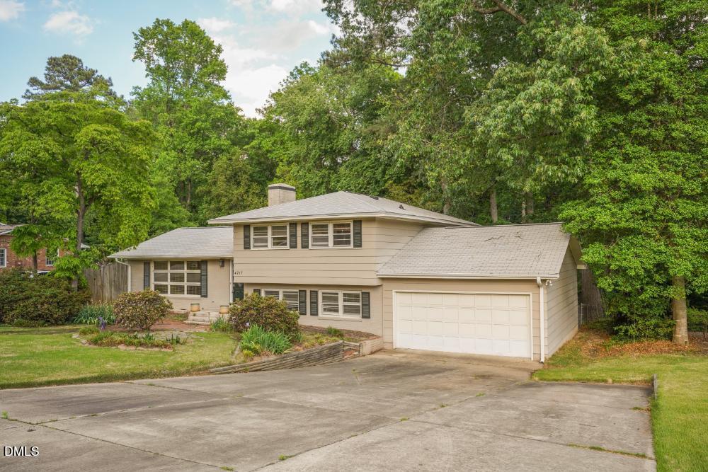 4717 Forestdale Road Property Photo 6