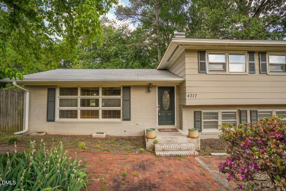 4717 Forestdale Road Property Photo 8