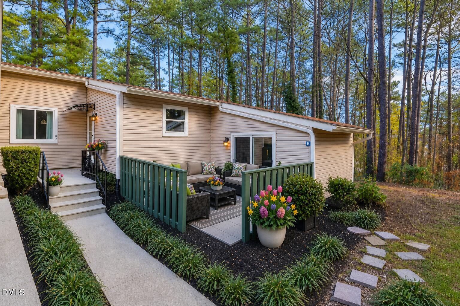 4705 Walden Pond Drive B Property Photo 1