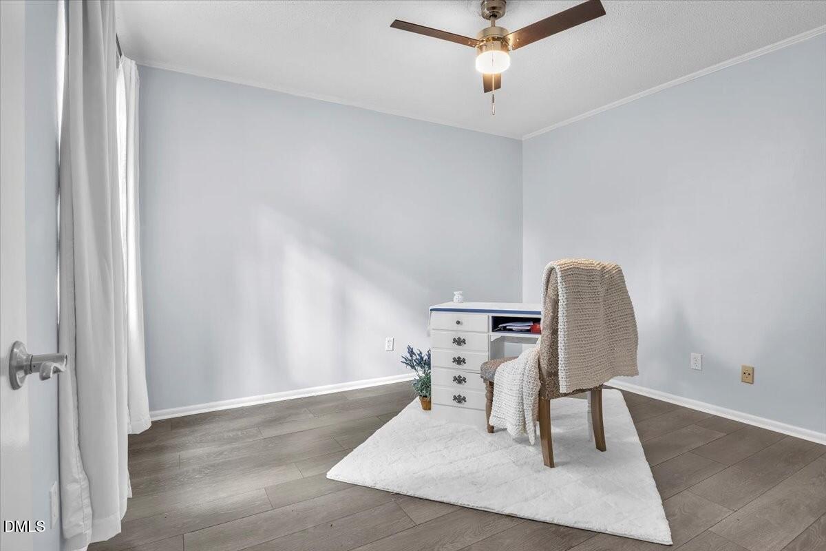 4705 Walden Pond Drive B Property Photo 18