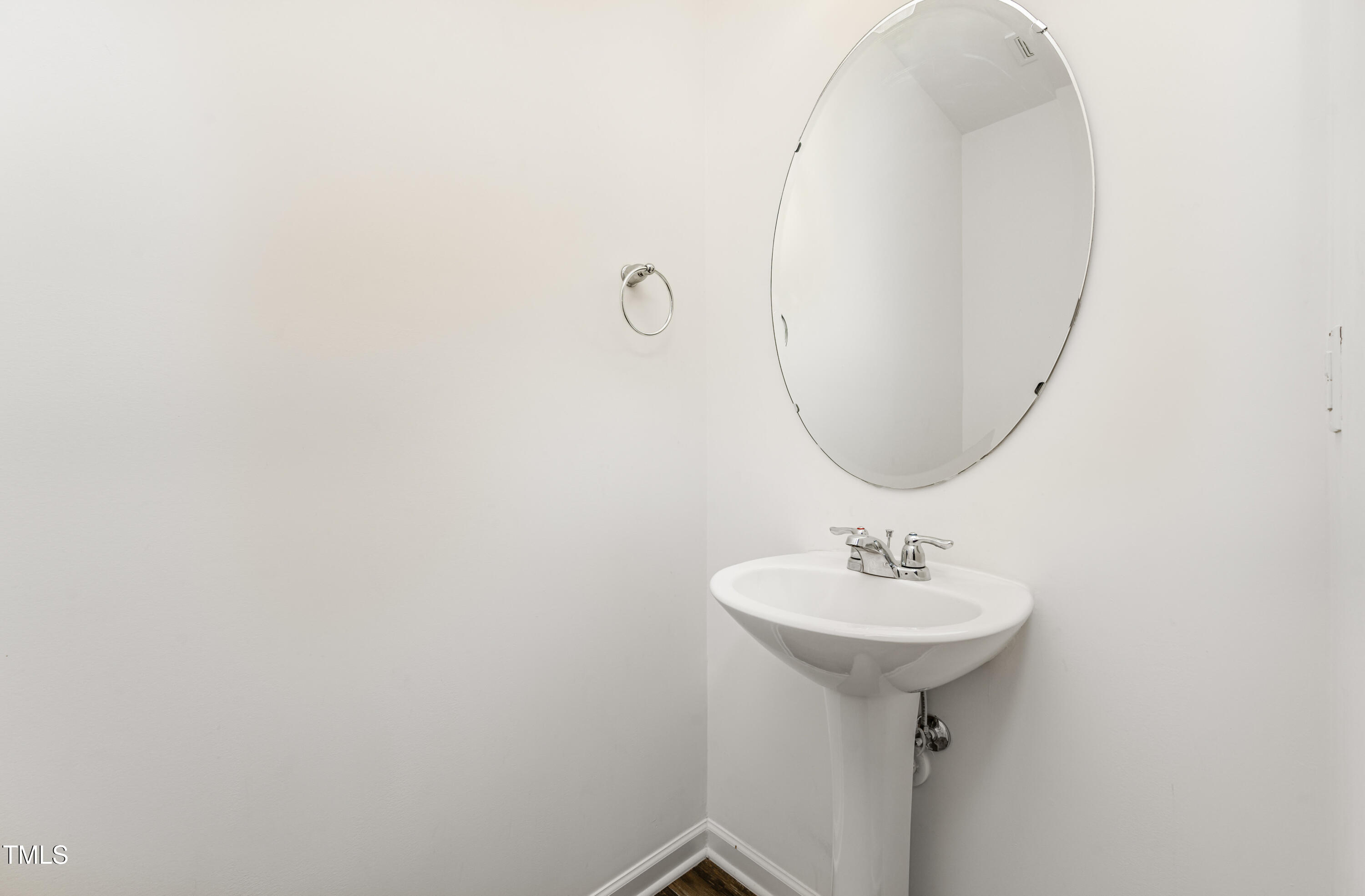81 Hill Shore Lane Property Photo 13