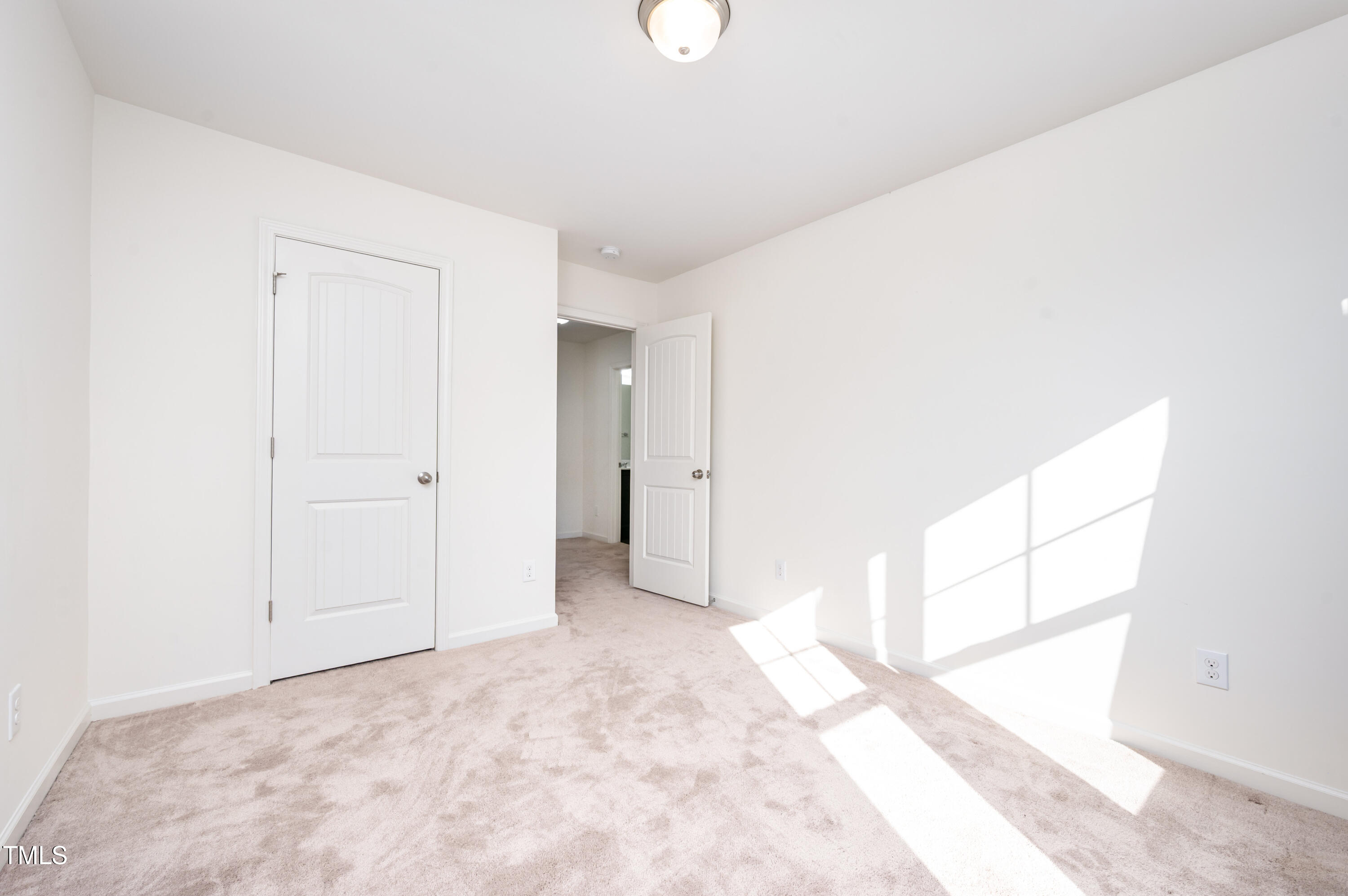 81 Hill Shore Lane Property Photo 21