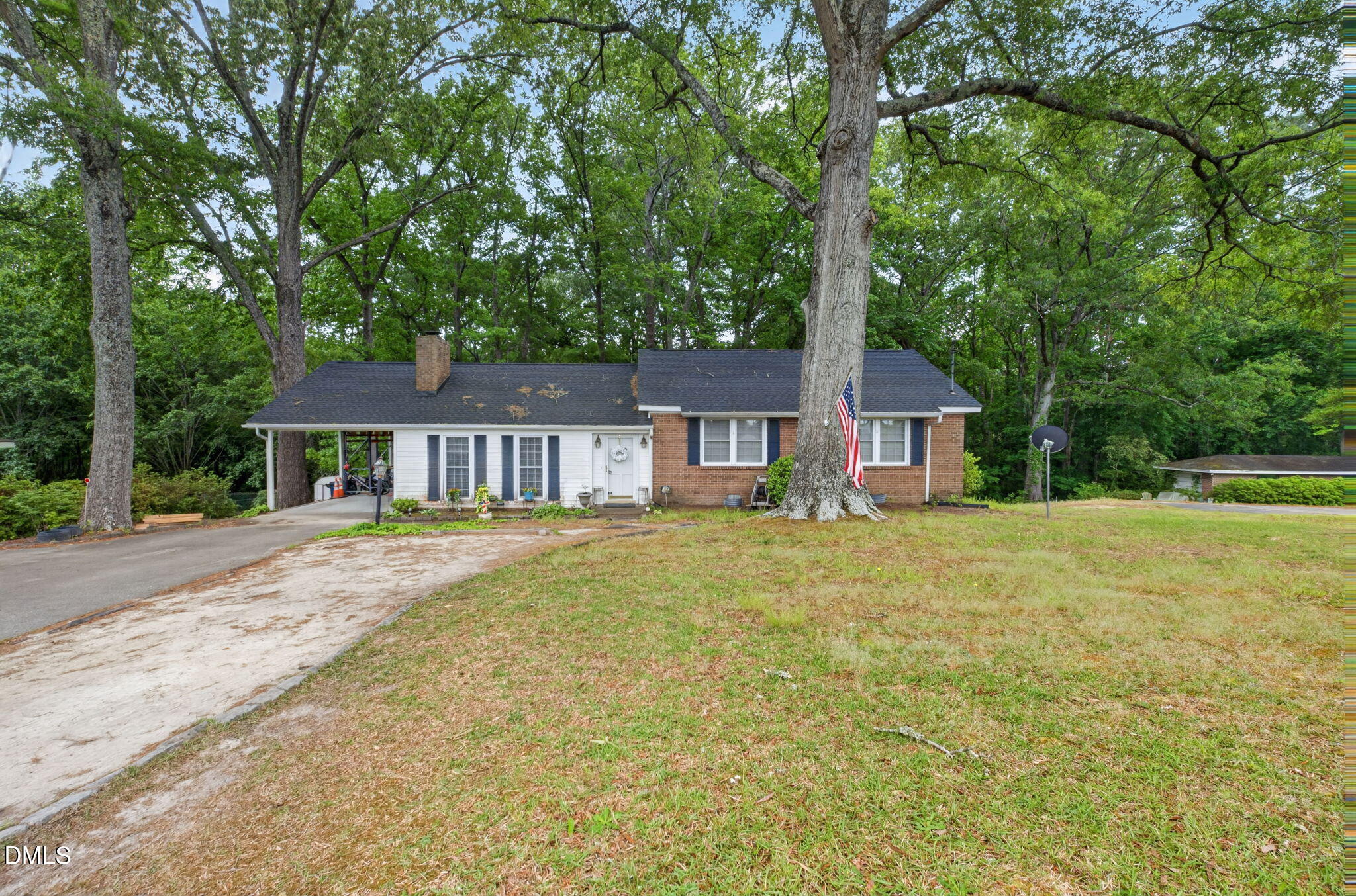 118 Castle Circle Property Photo 2