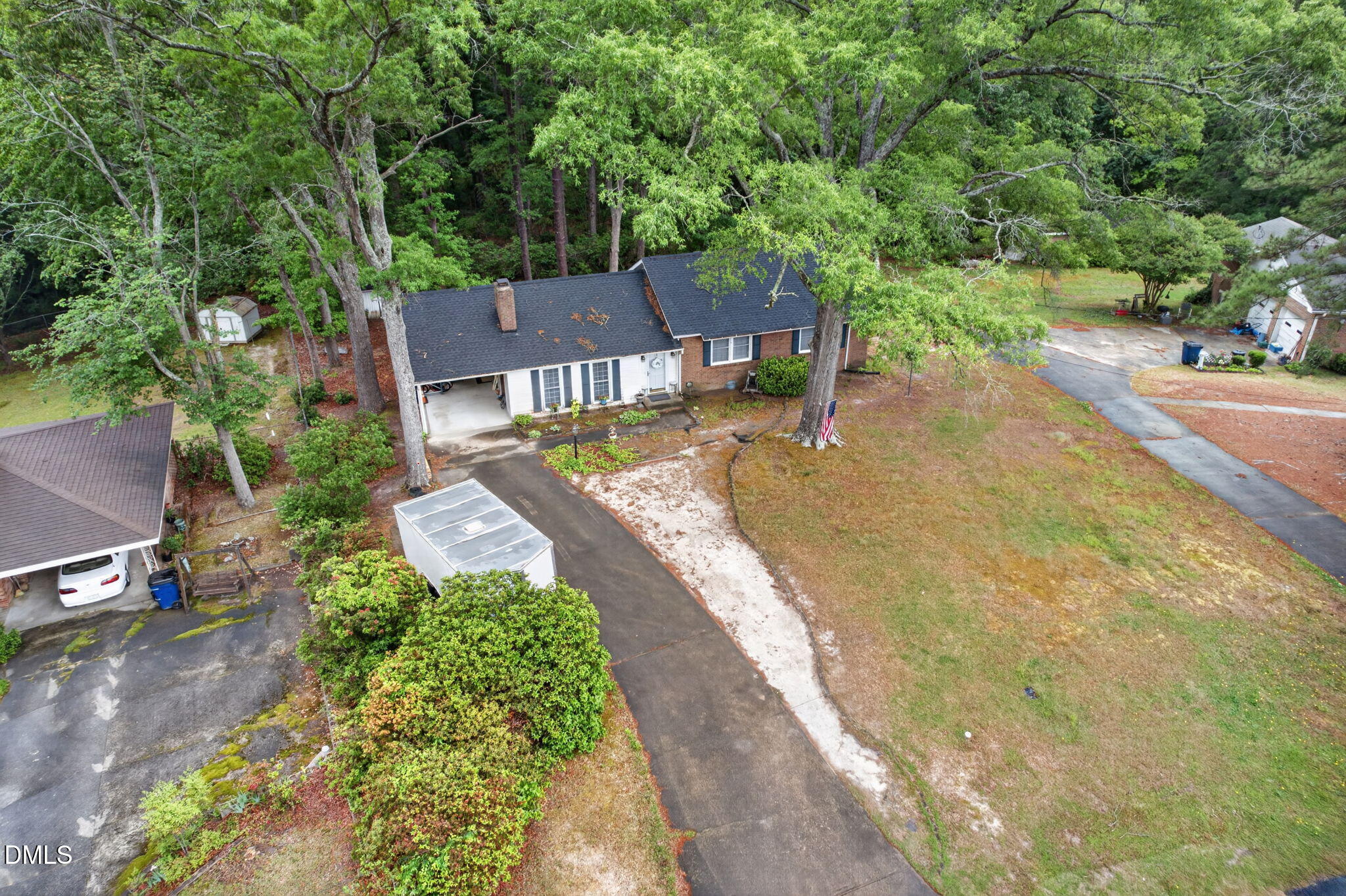 118 Castle Circle Property Photo 7