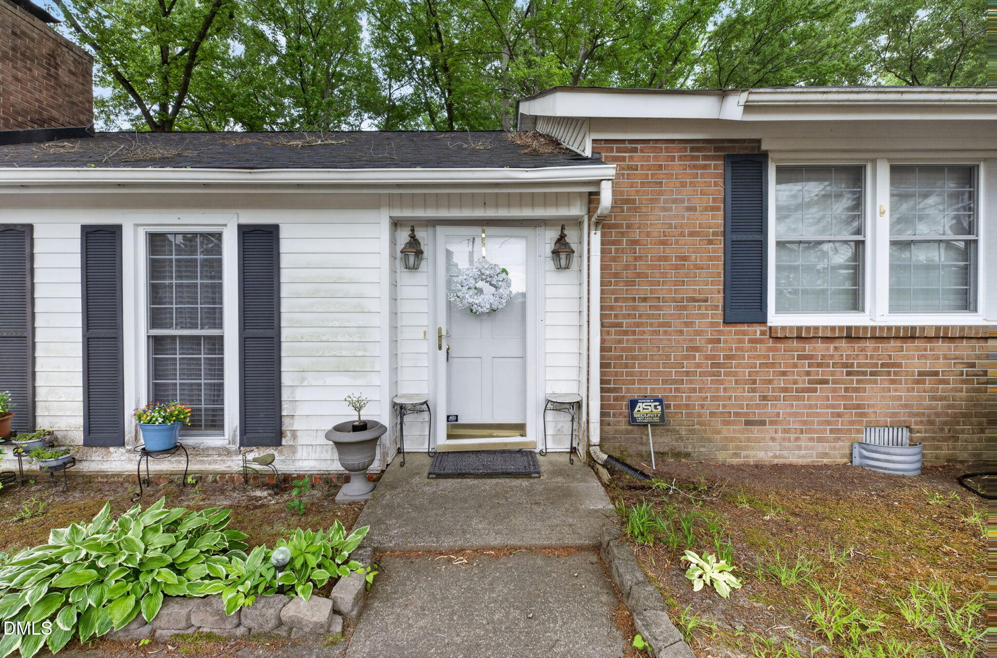 118 Castle Circle Property Photo 11