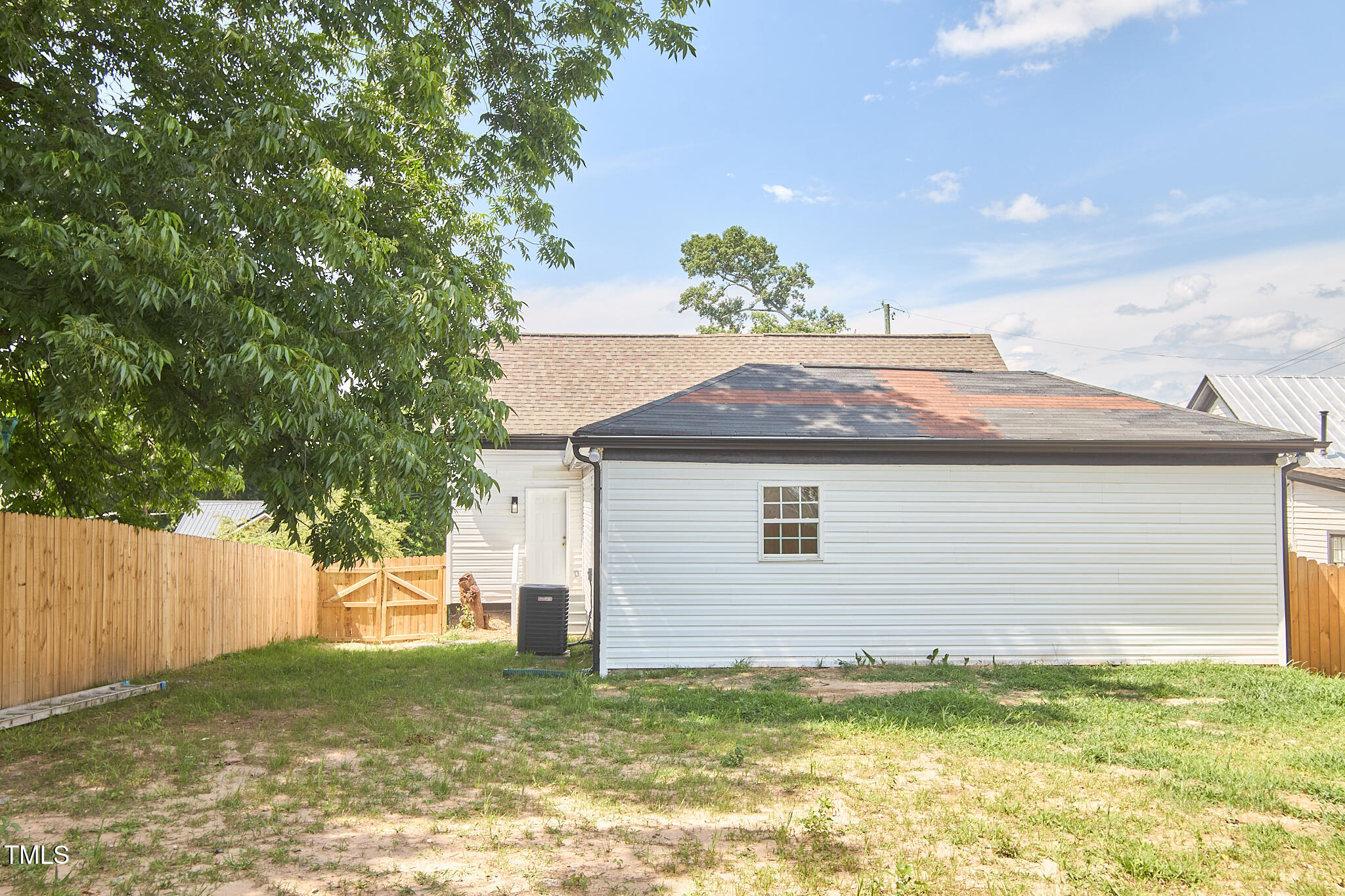 808 Eva Street Property Photo 11