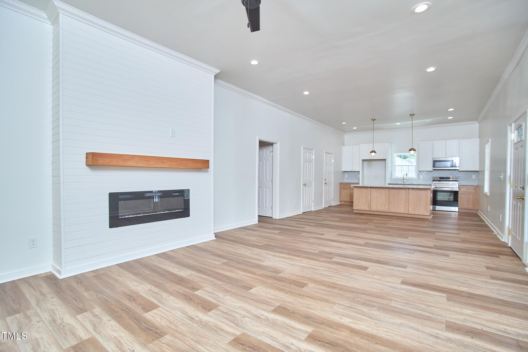 808 Eva Street Property Photo 50