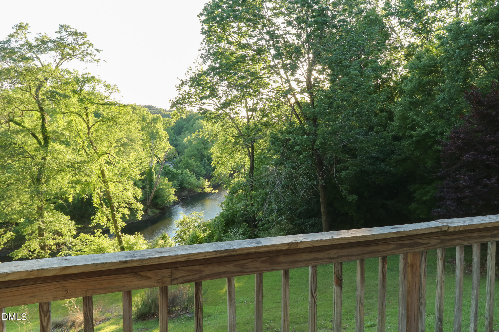 6109 Riverside Drive Property Photo 9