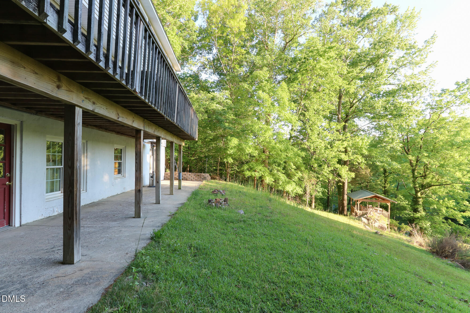6109 Riverside Drive Property Photo 15