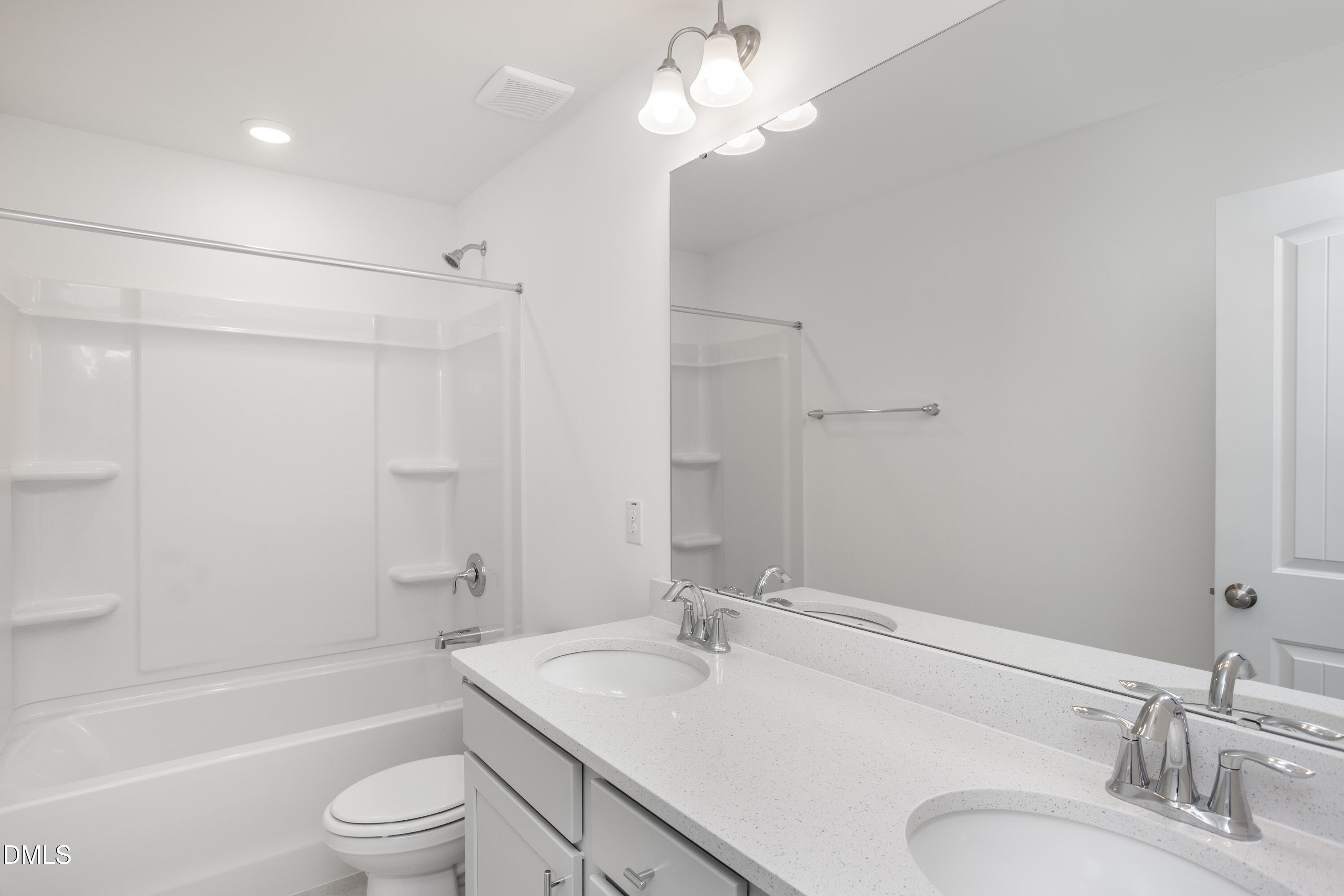 576 Highview Drive 40 Property Photo 14