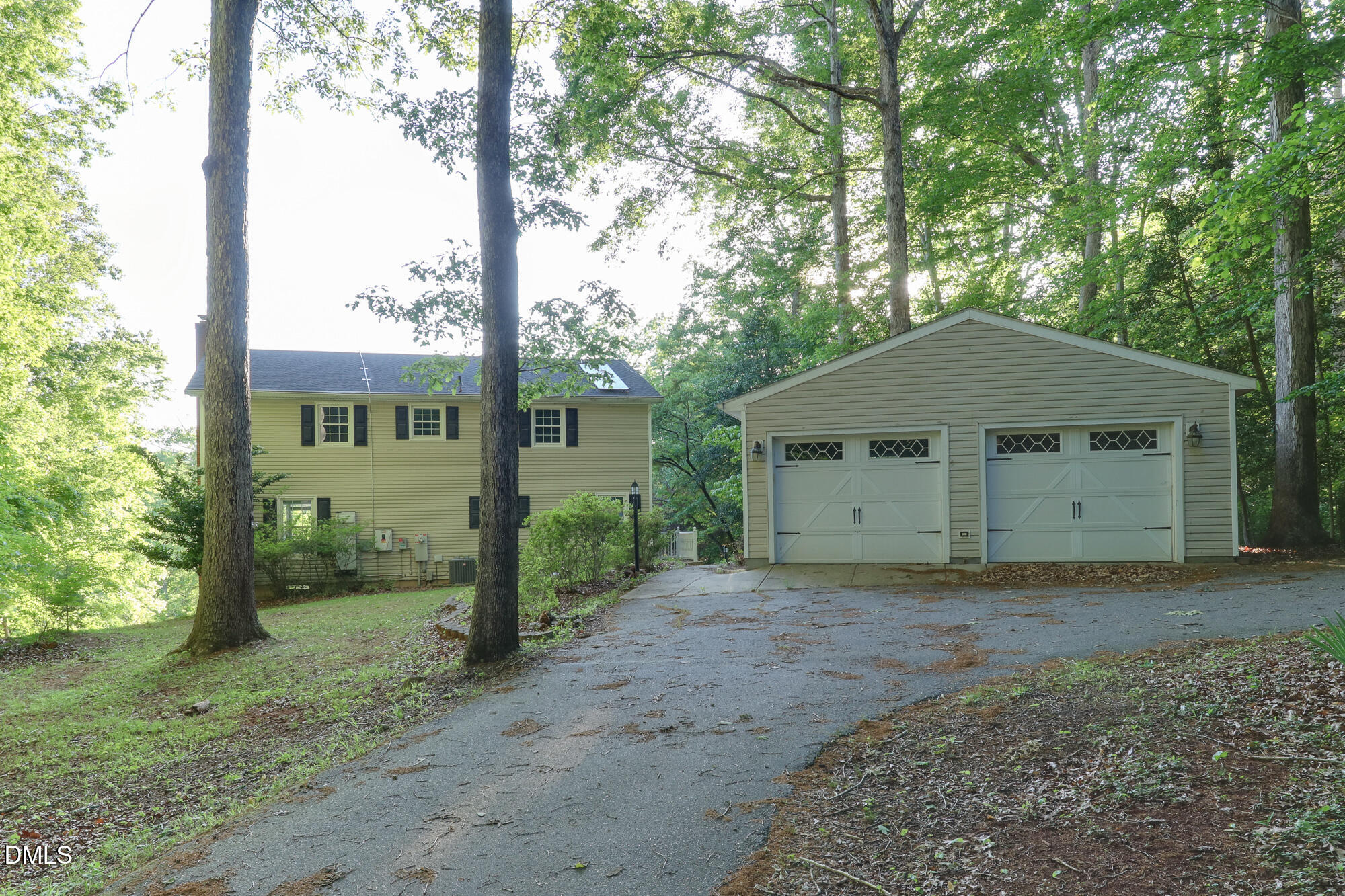 6109 Riverside Drive Property Photo 11