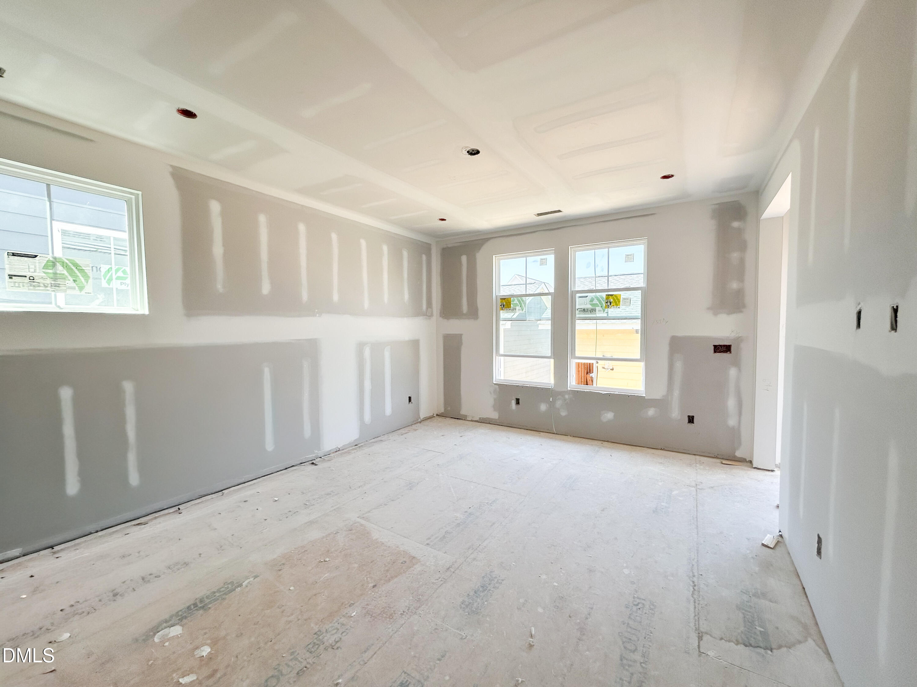 1804 Lumineer Lane Property Photo 4
