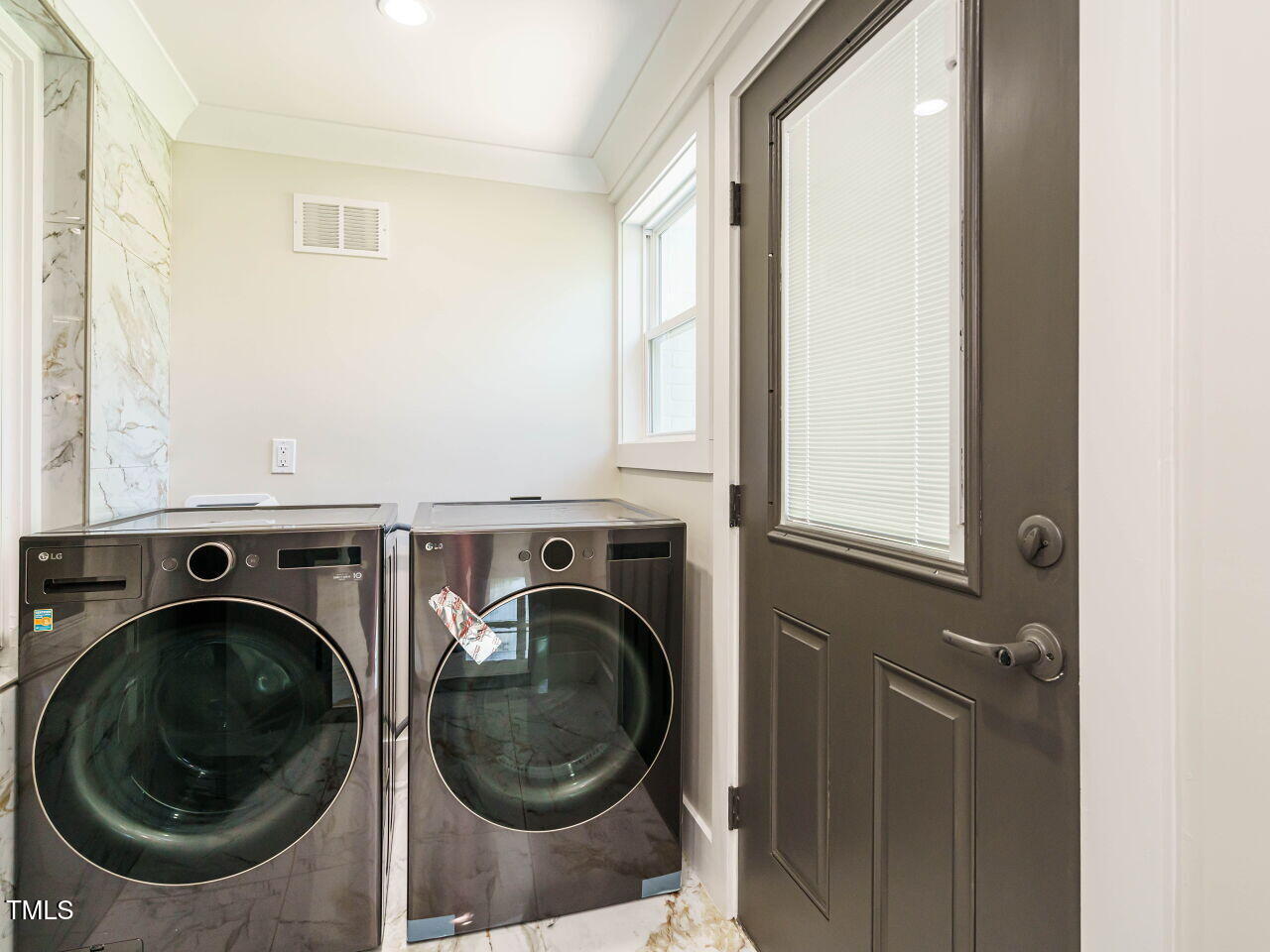 316 Barbour Street Property Photo 40