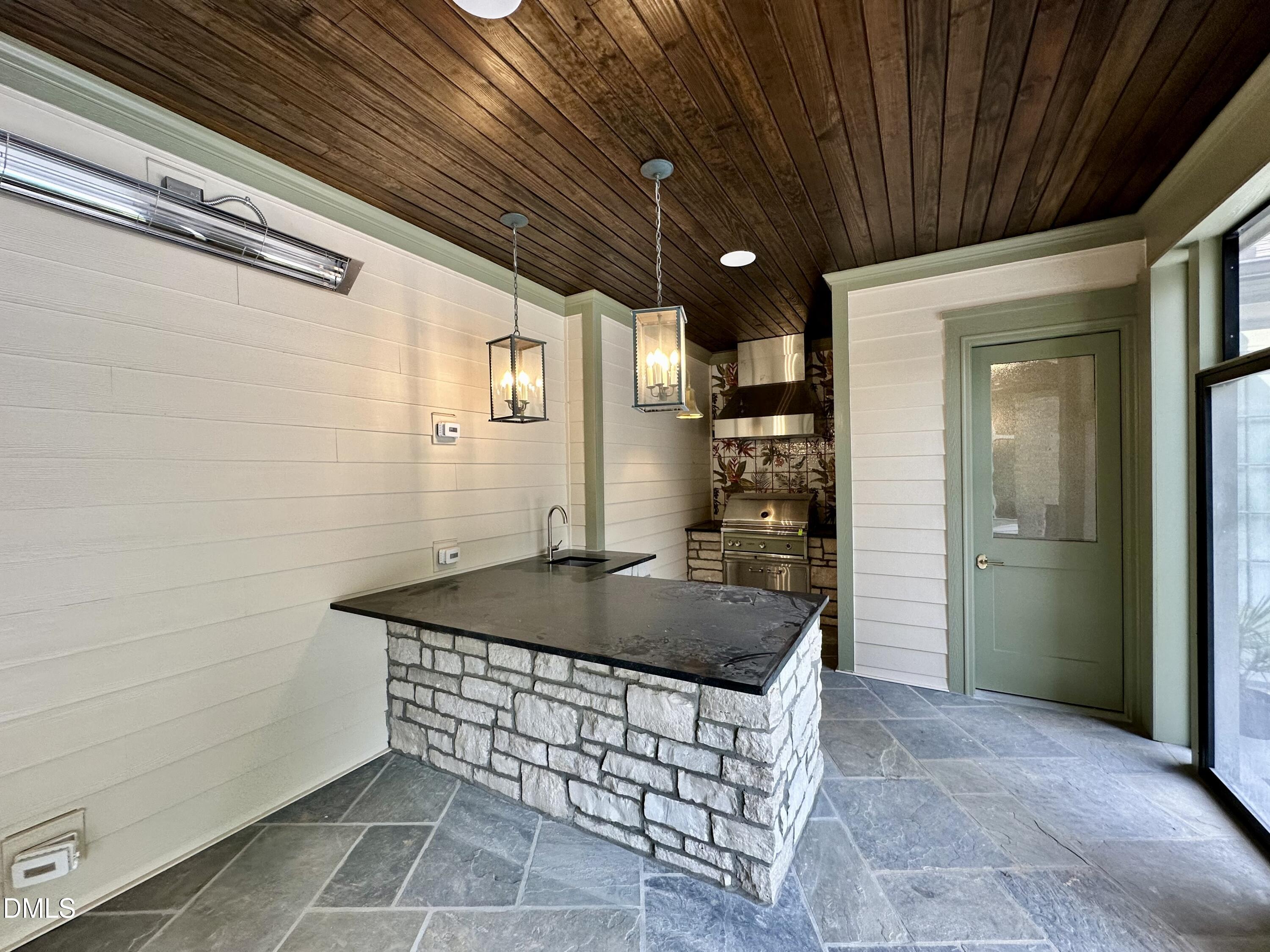 1936 Torrey Pines Place Property Photo 37