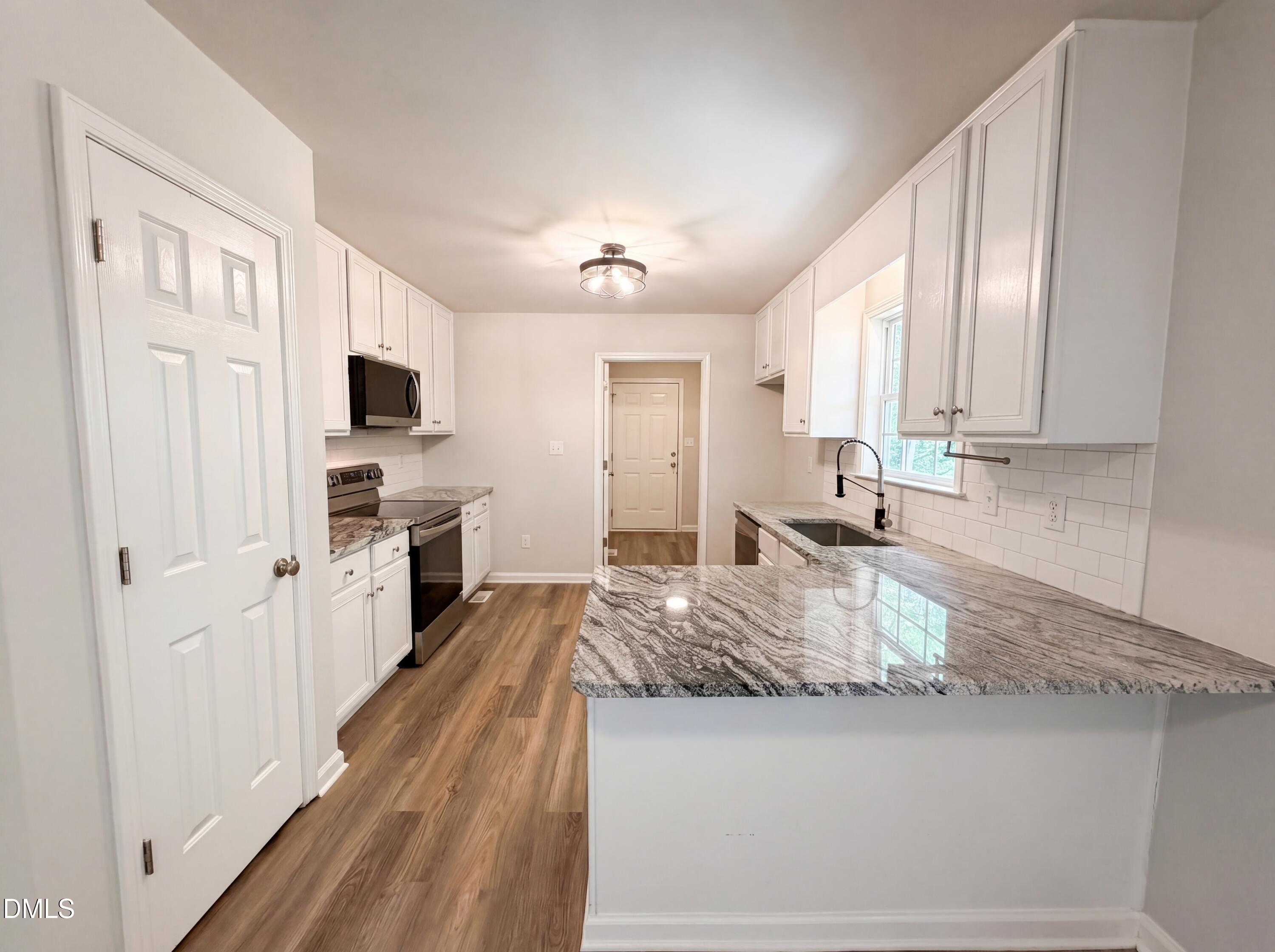 409 Black Forest Drive Property Photo 4