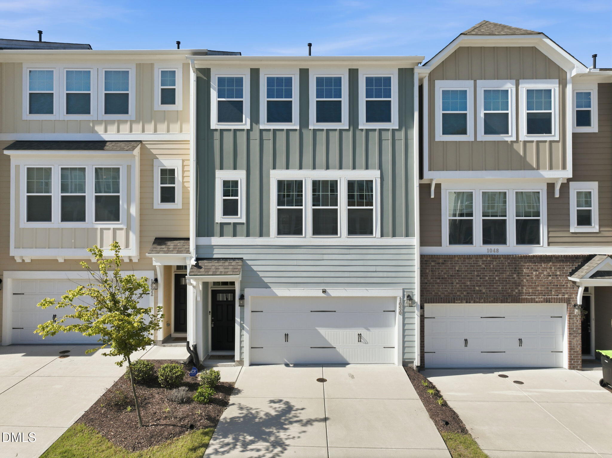 1050 Commack Drive Property Photo 1