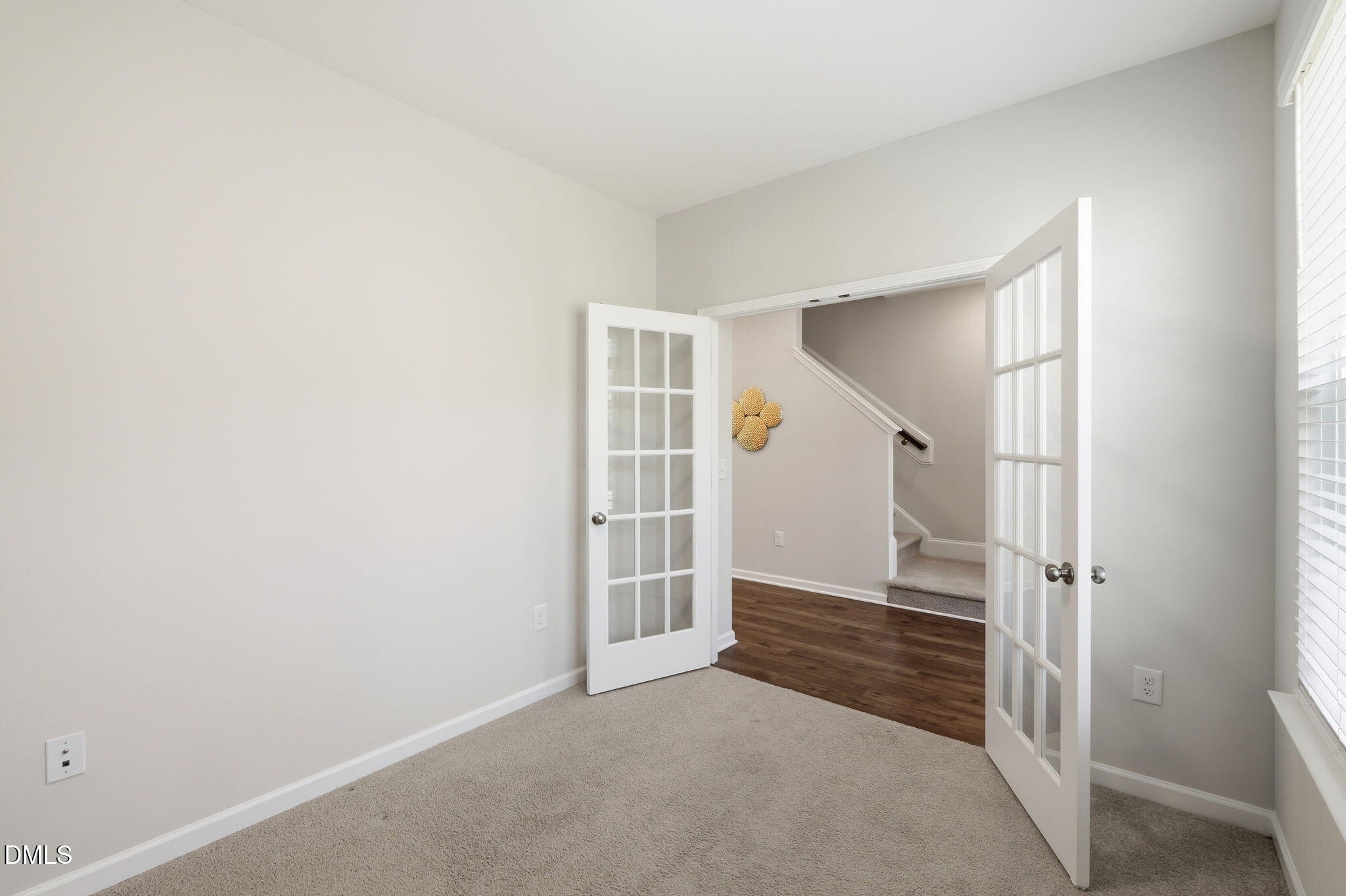 1050 Commack Drive Property Photo 19