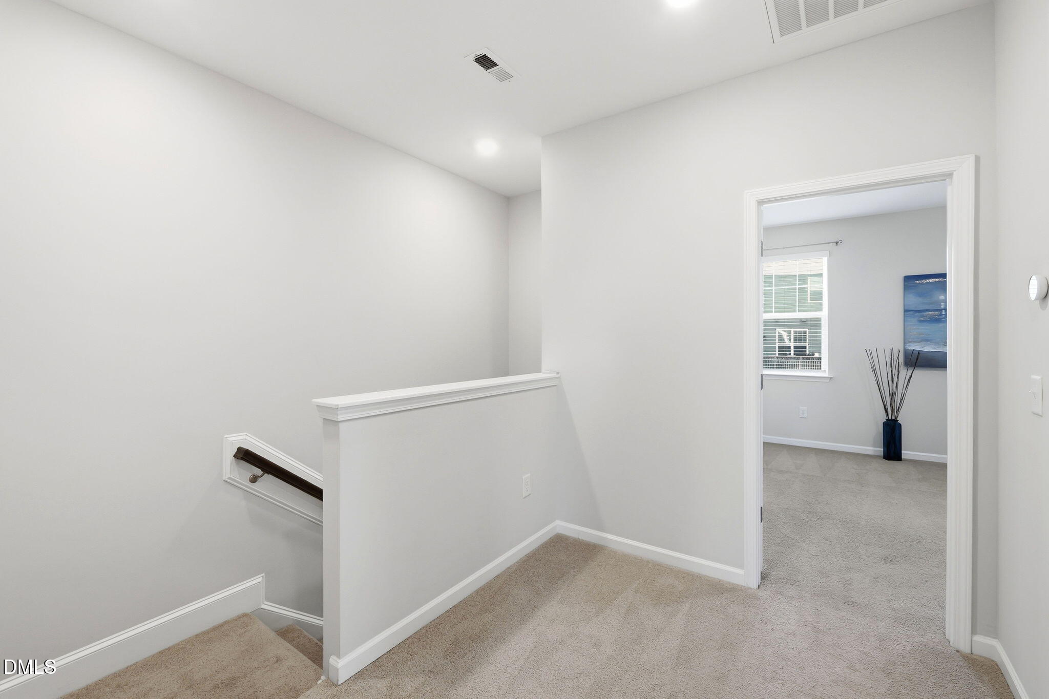 1050 Commack Drive Property Photo 24