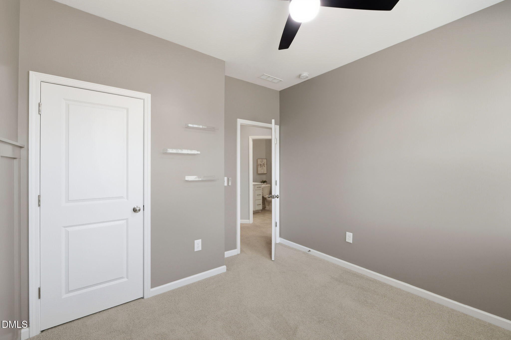 1050 Commack Drive Property Photo 31