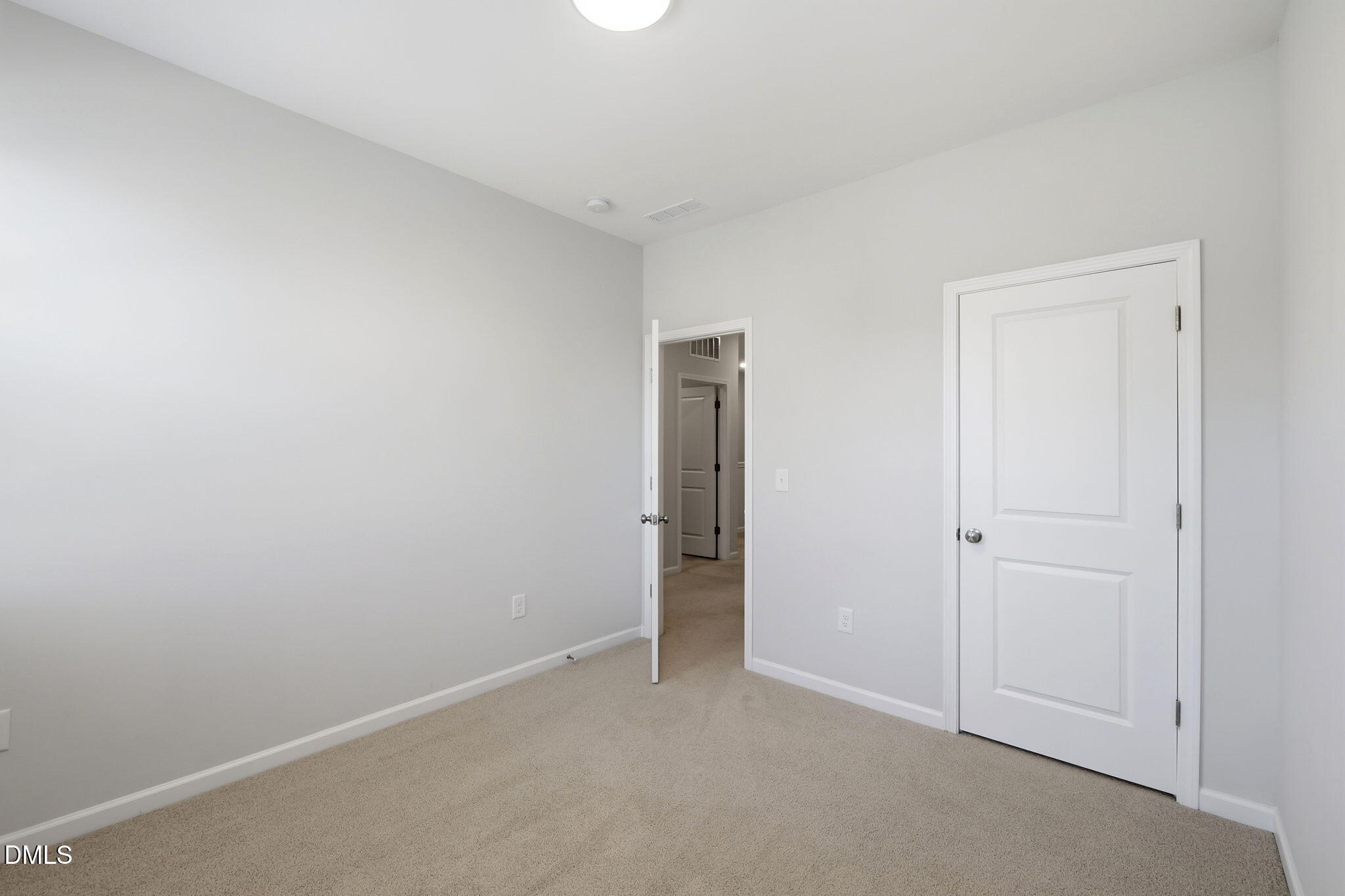 1050 Commack Drive Property Photo 33