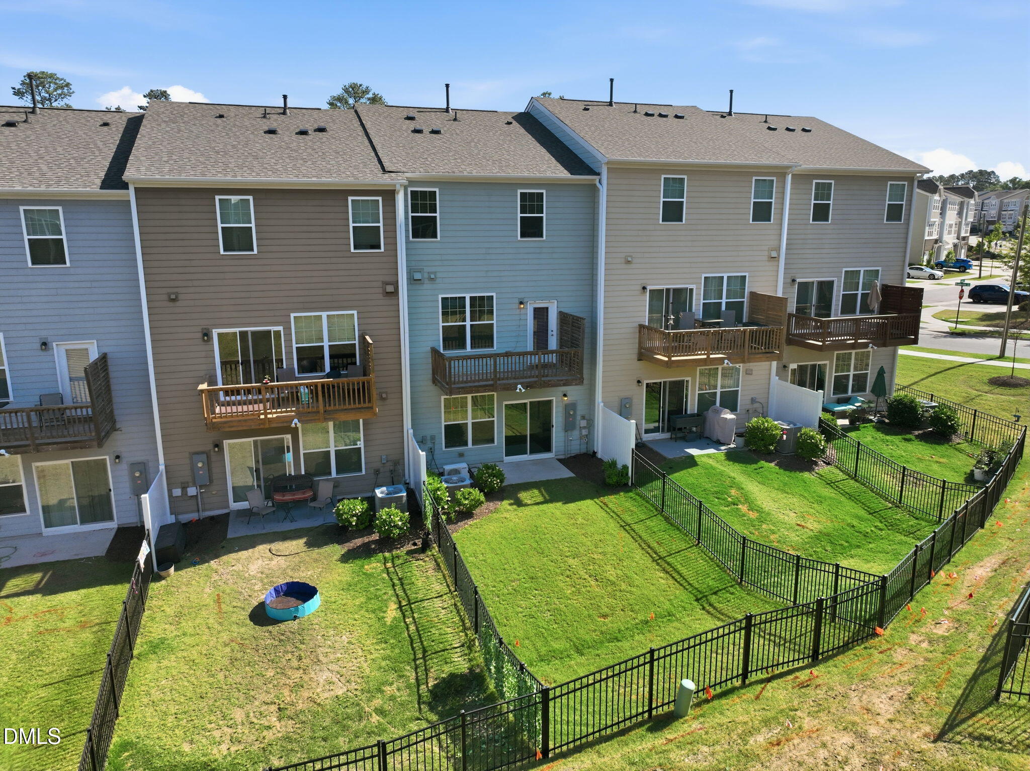 1050 Commack Drive Property Photo 39