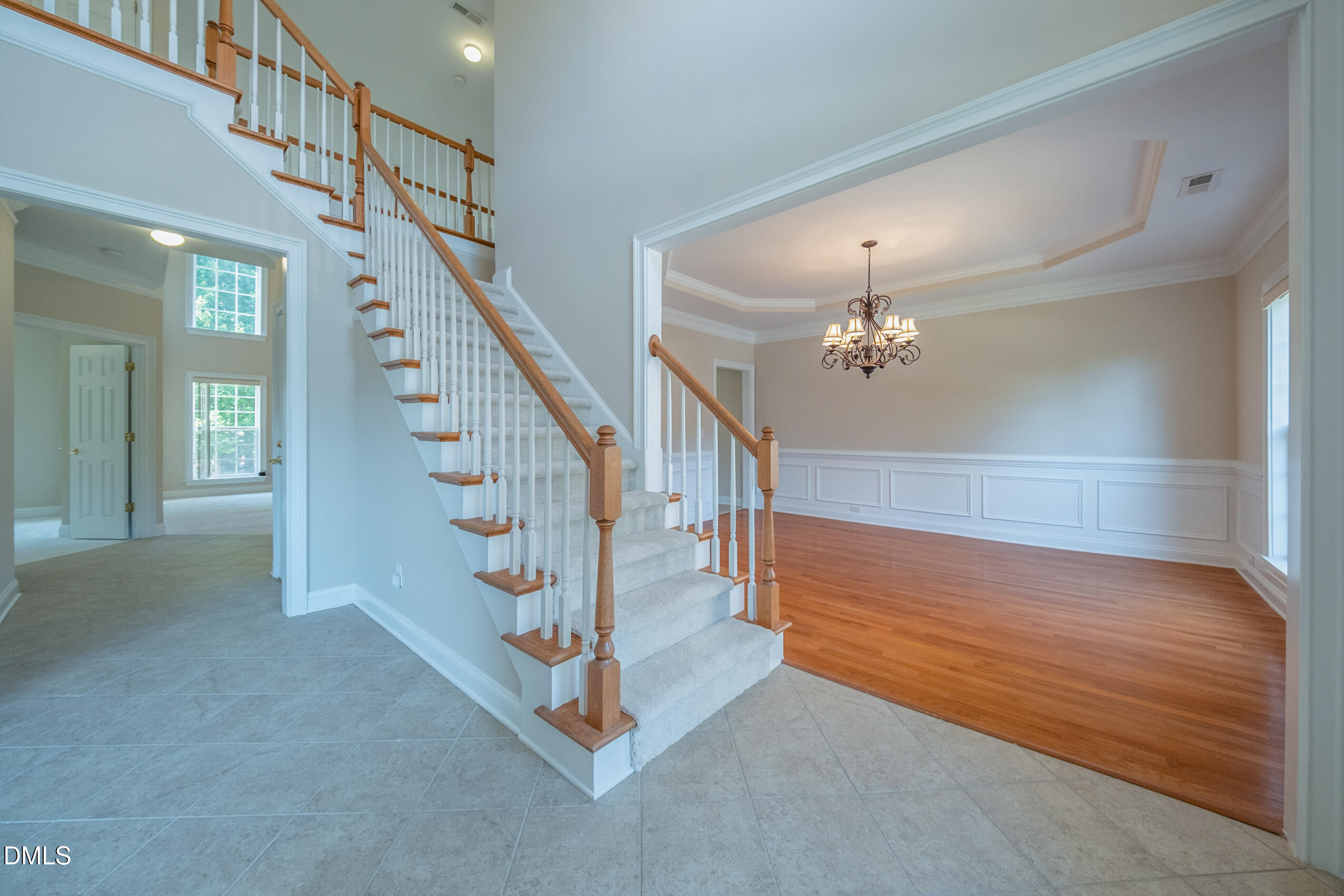 621 Halcyon Meadow Drive Property Photo 9