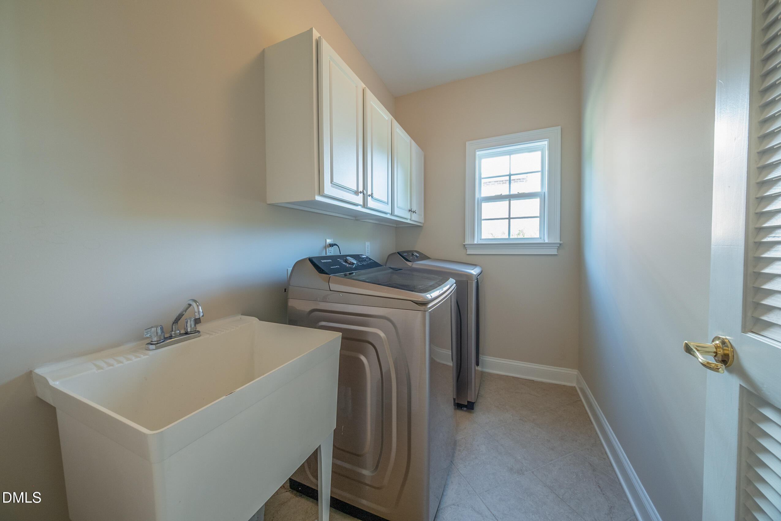 621 Halcyon Meadow Drive Property Photo 24