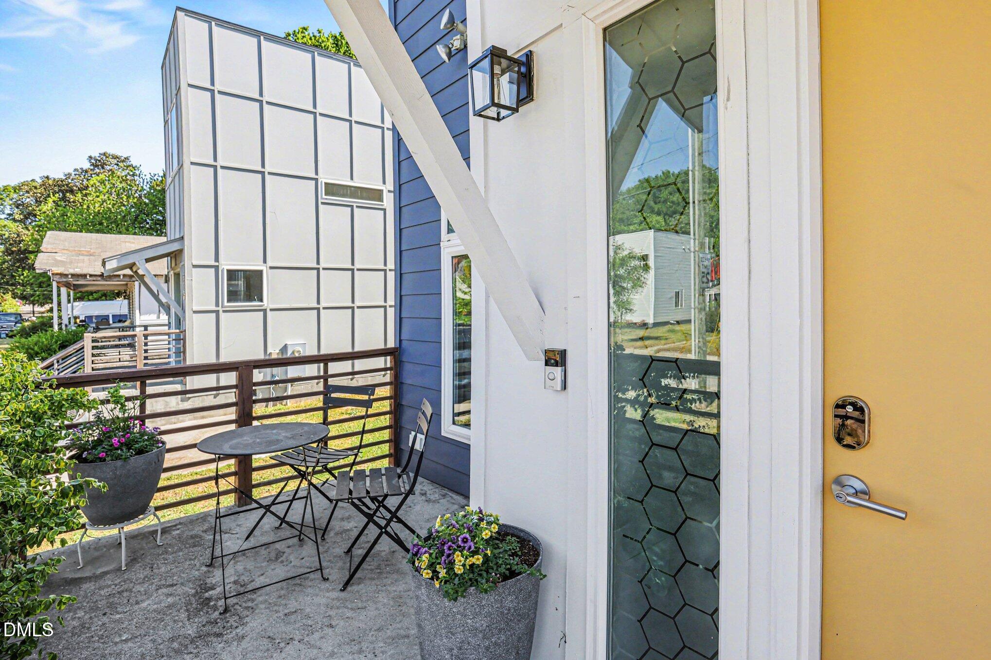1321 S Bloodworth Street Property Photo 4