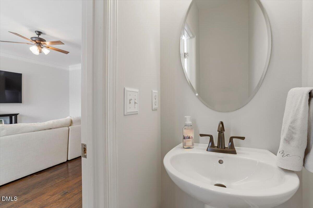 1152 Boxcar Way Property Photo 8