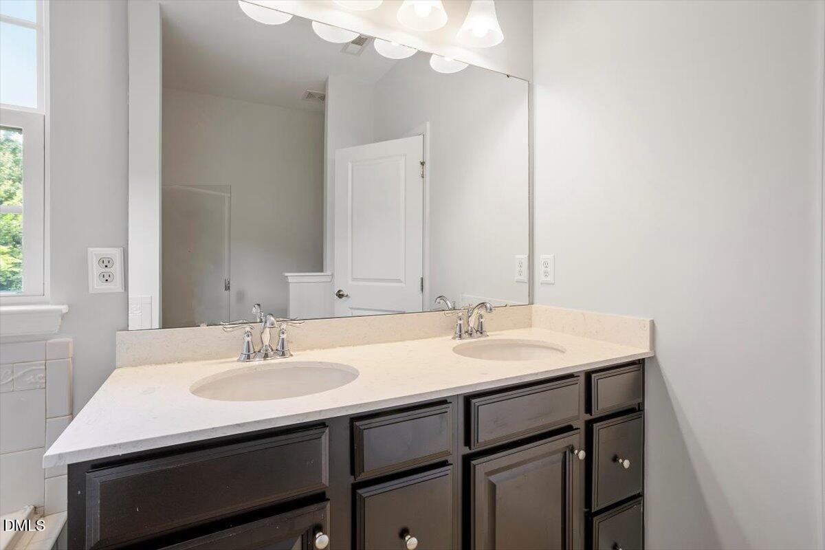 1152 Boxcar Way Property Photo 25