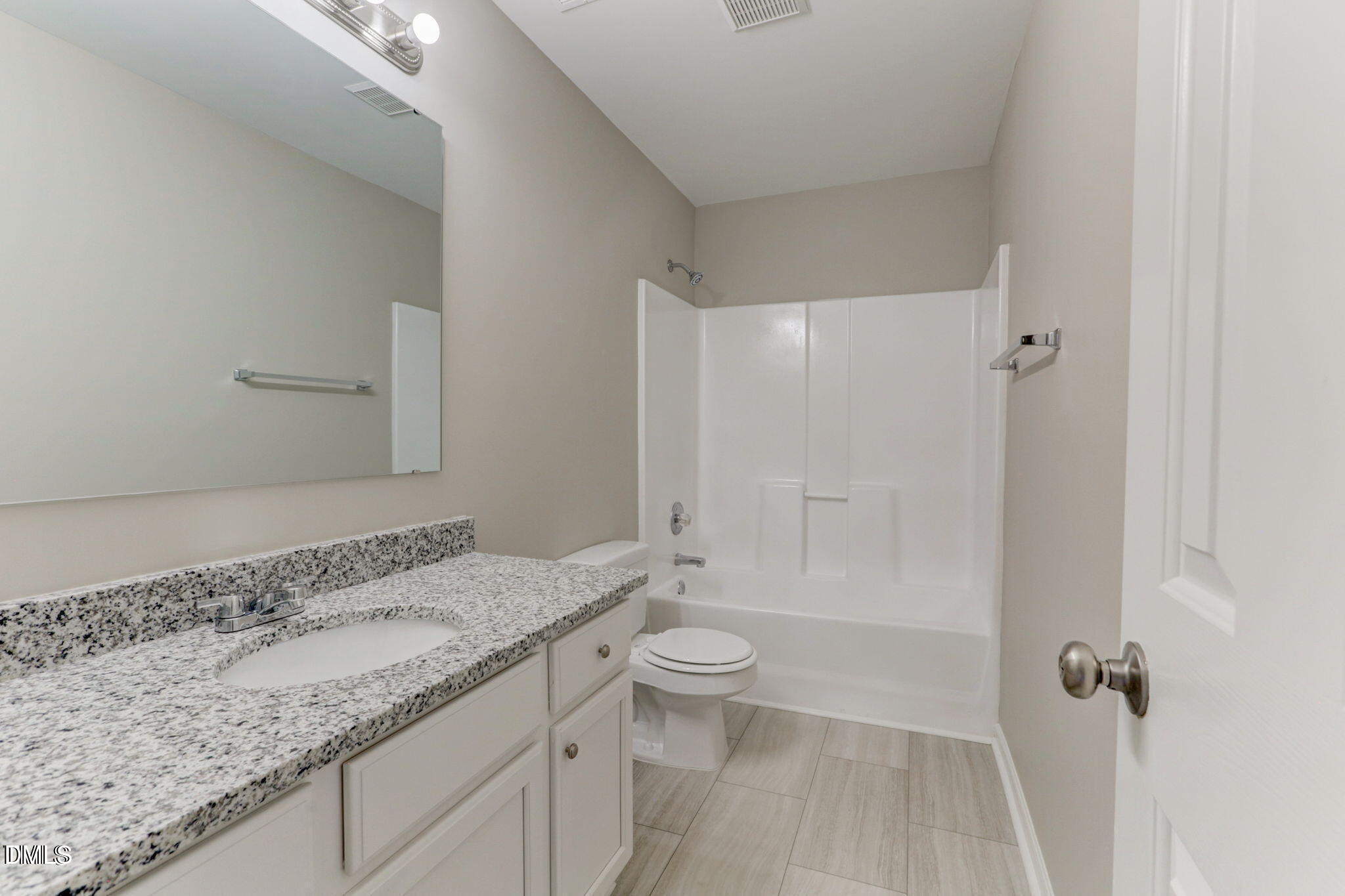 480 Seastone Street Property Photo 21