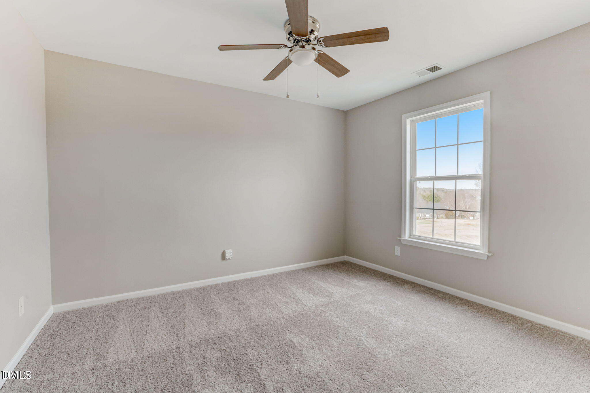 480 Seastone Street Property Photo 22