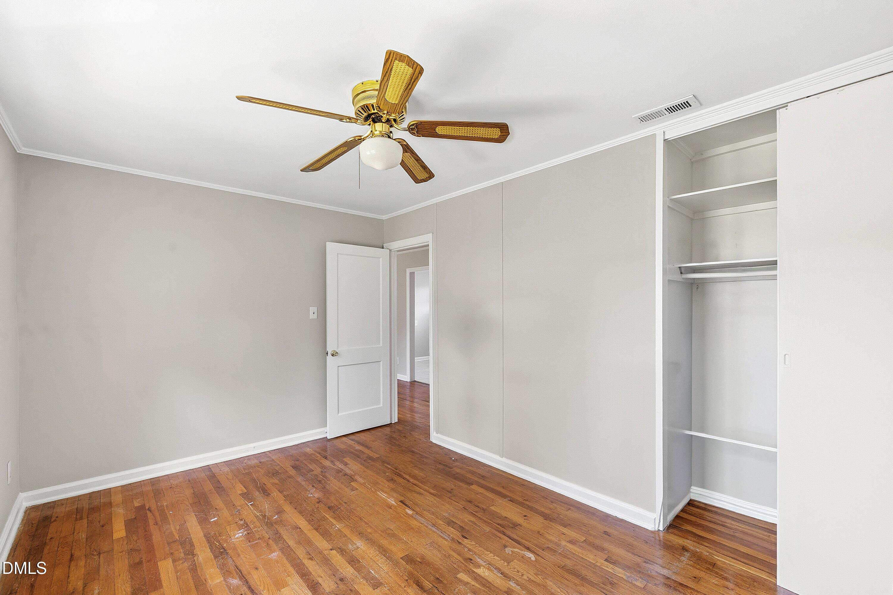 2324 Bernard Street Property Photo 20