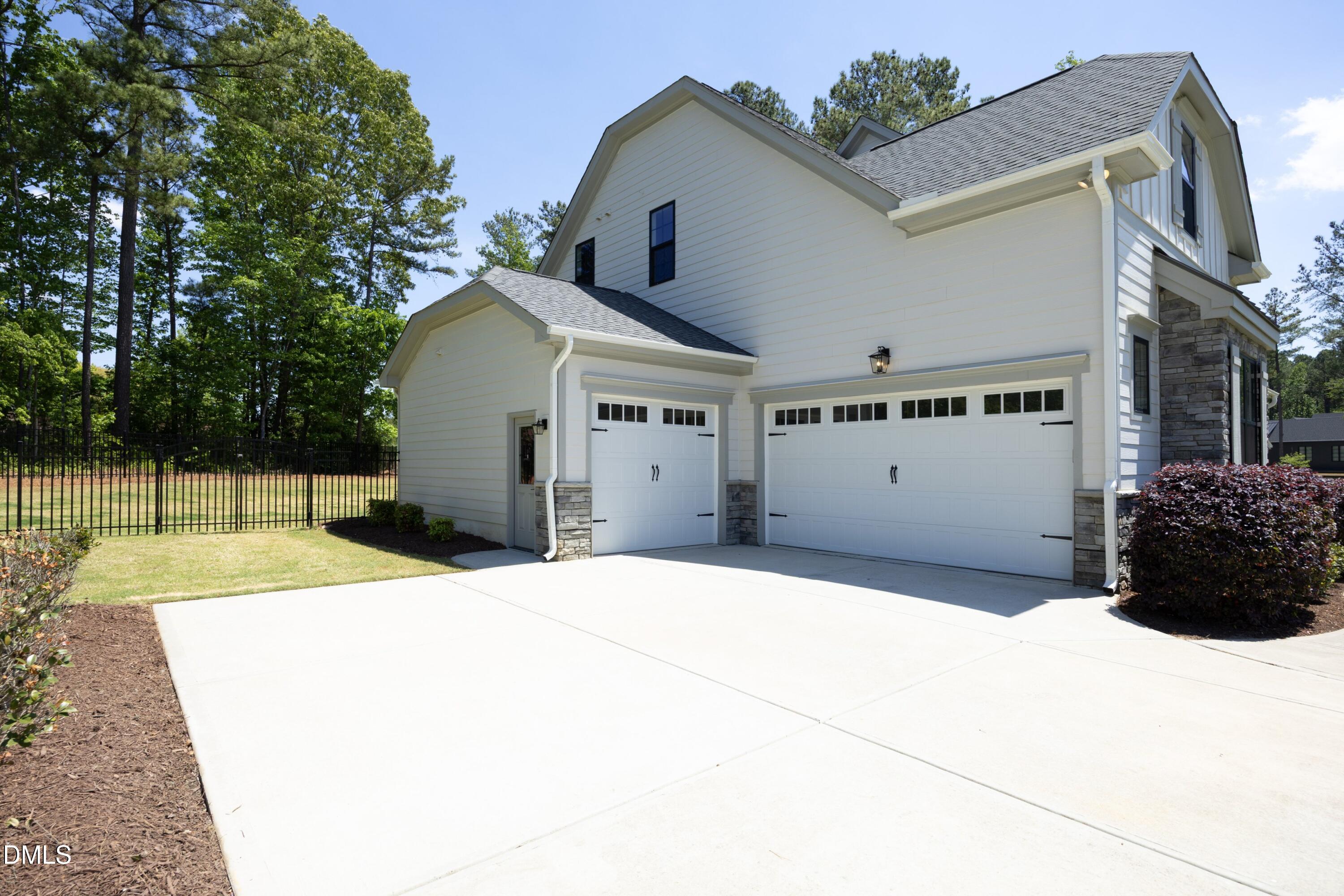 2709 Trifle Lane Property Photo 9