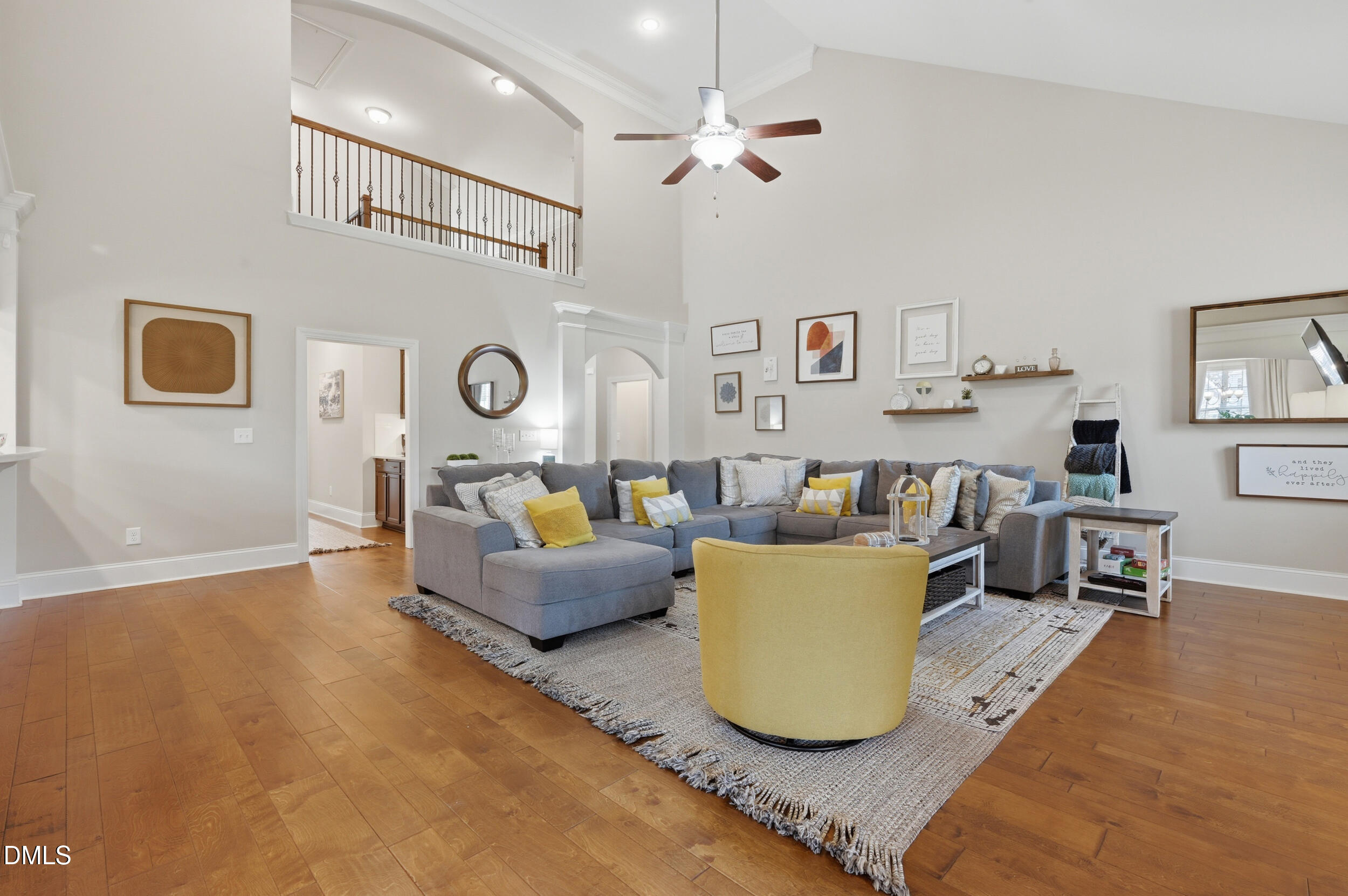 345 Tayside Street Property Photo 3