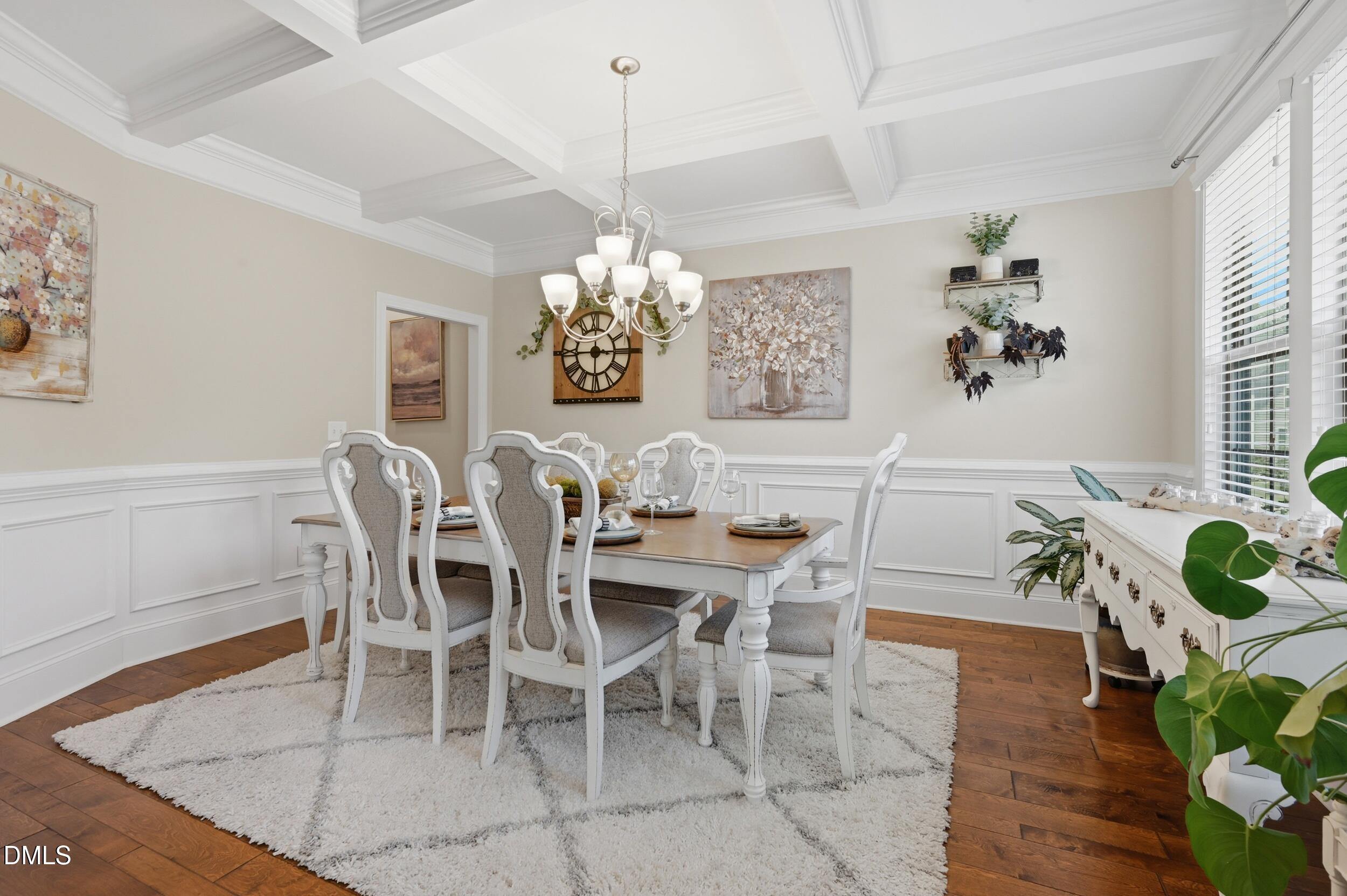 345 Tayside Street Property Photo 8