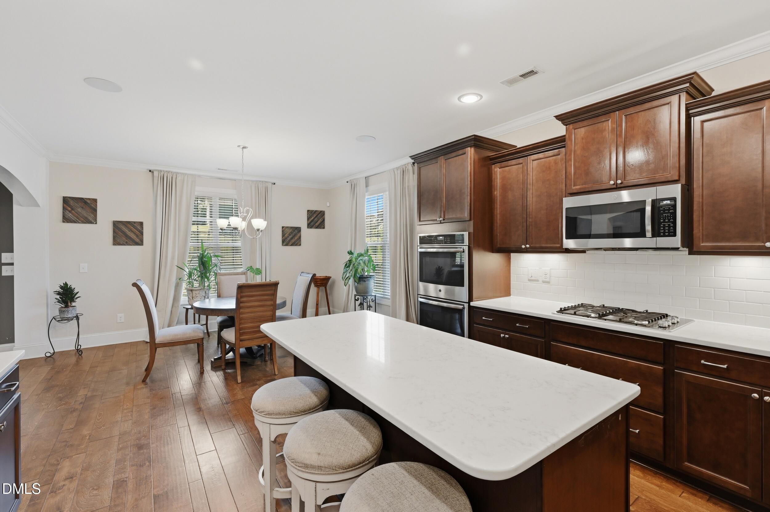345 Tayside Street Property Photo 22