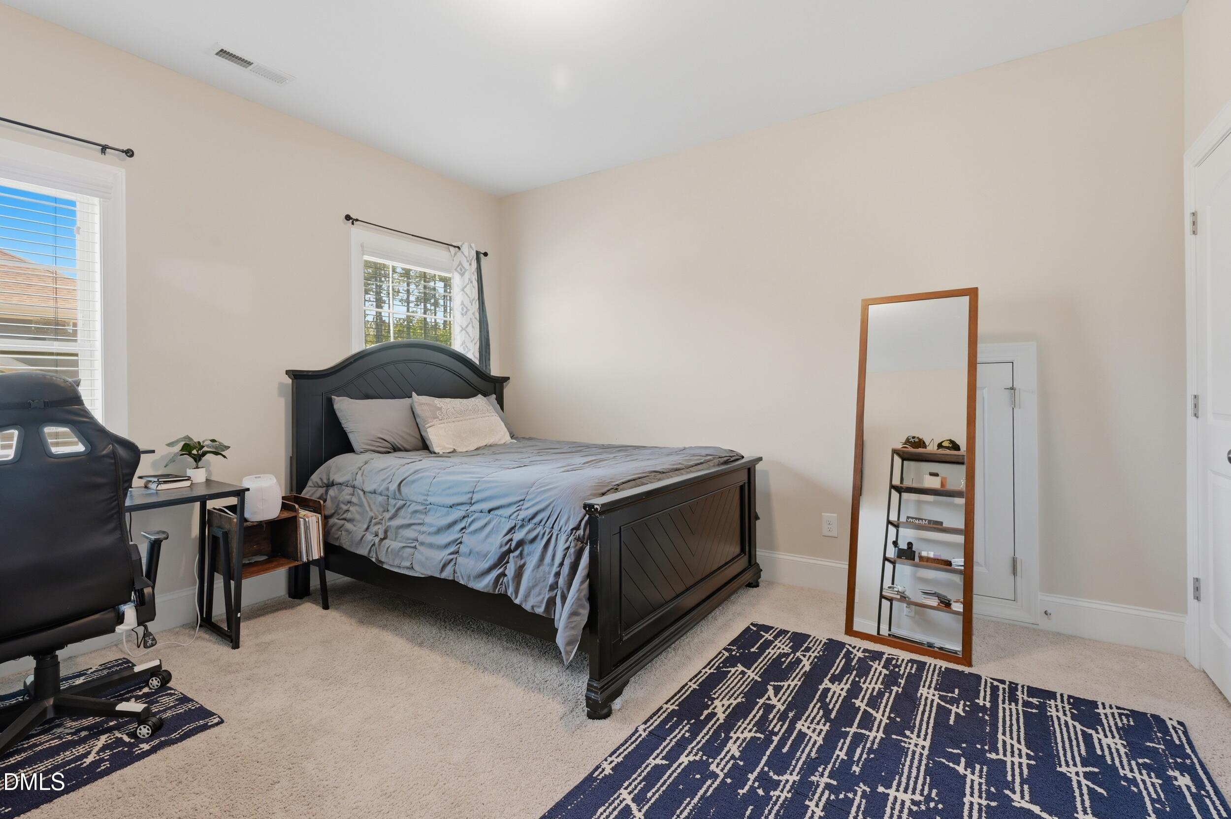 345 Tayside Street Property Photo 37