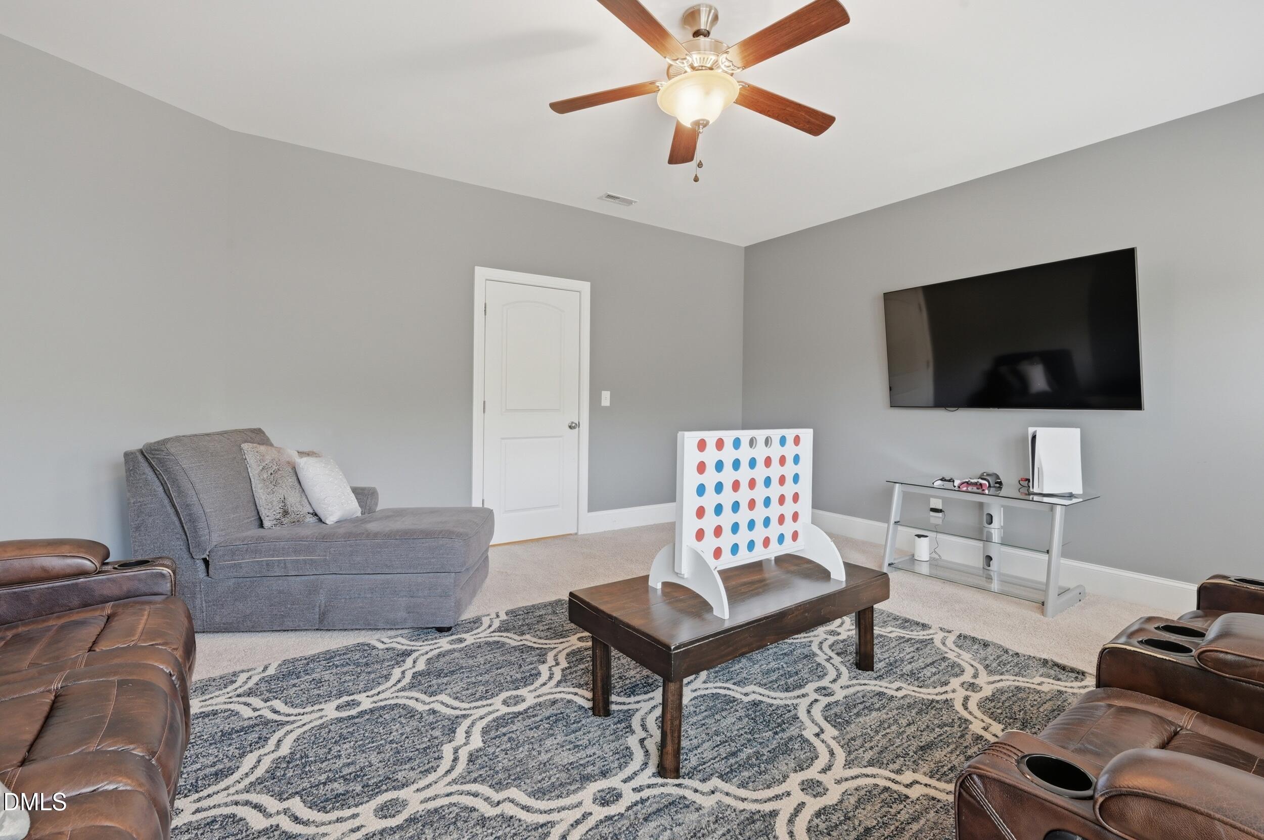 345 Tayside Street Property Photo 44