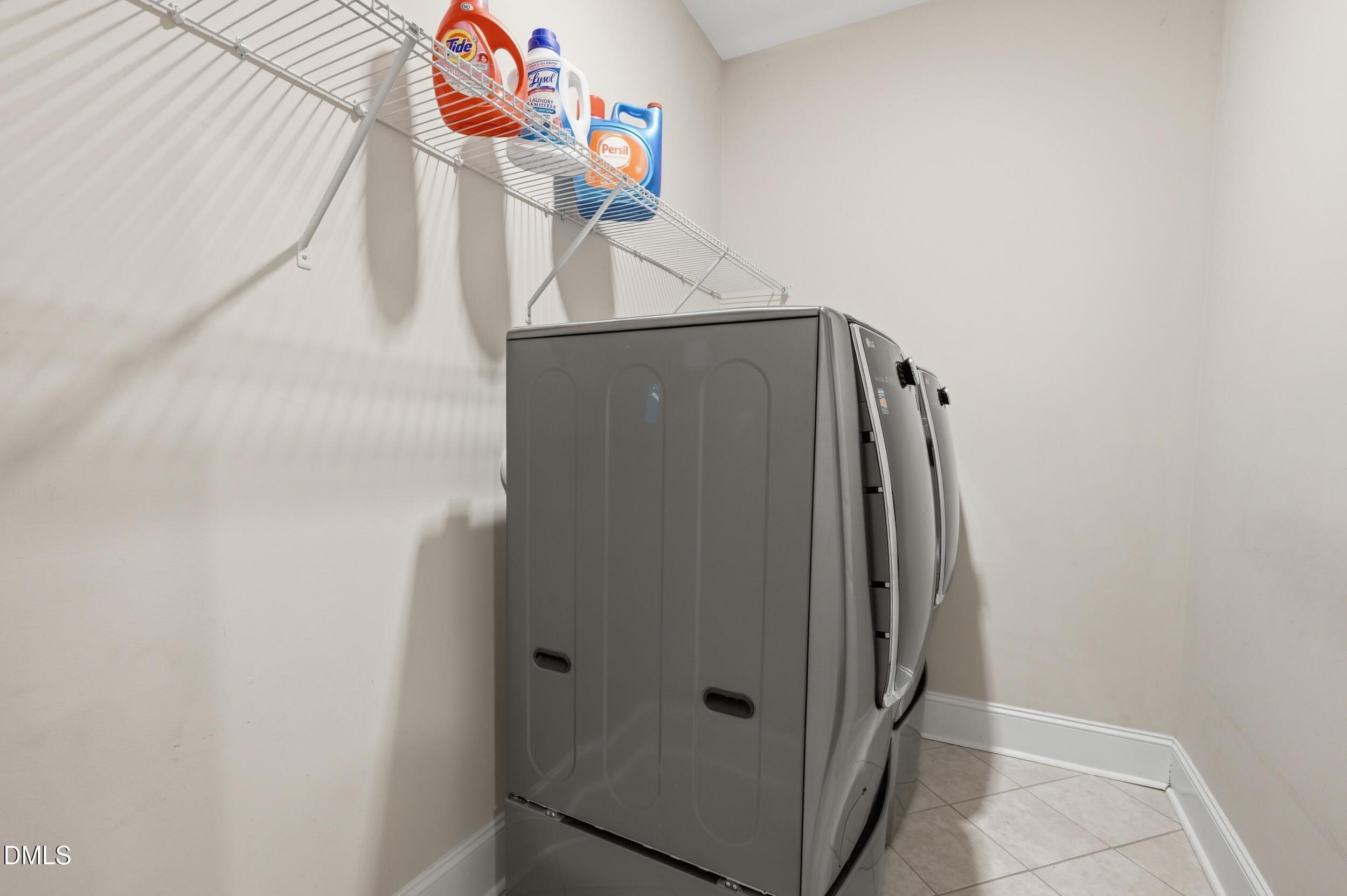345 Tayside Street Property Photo 45