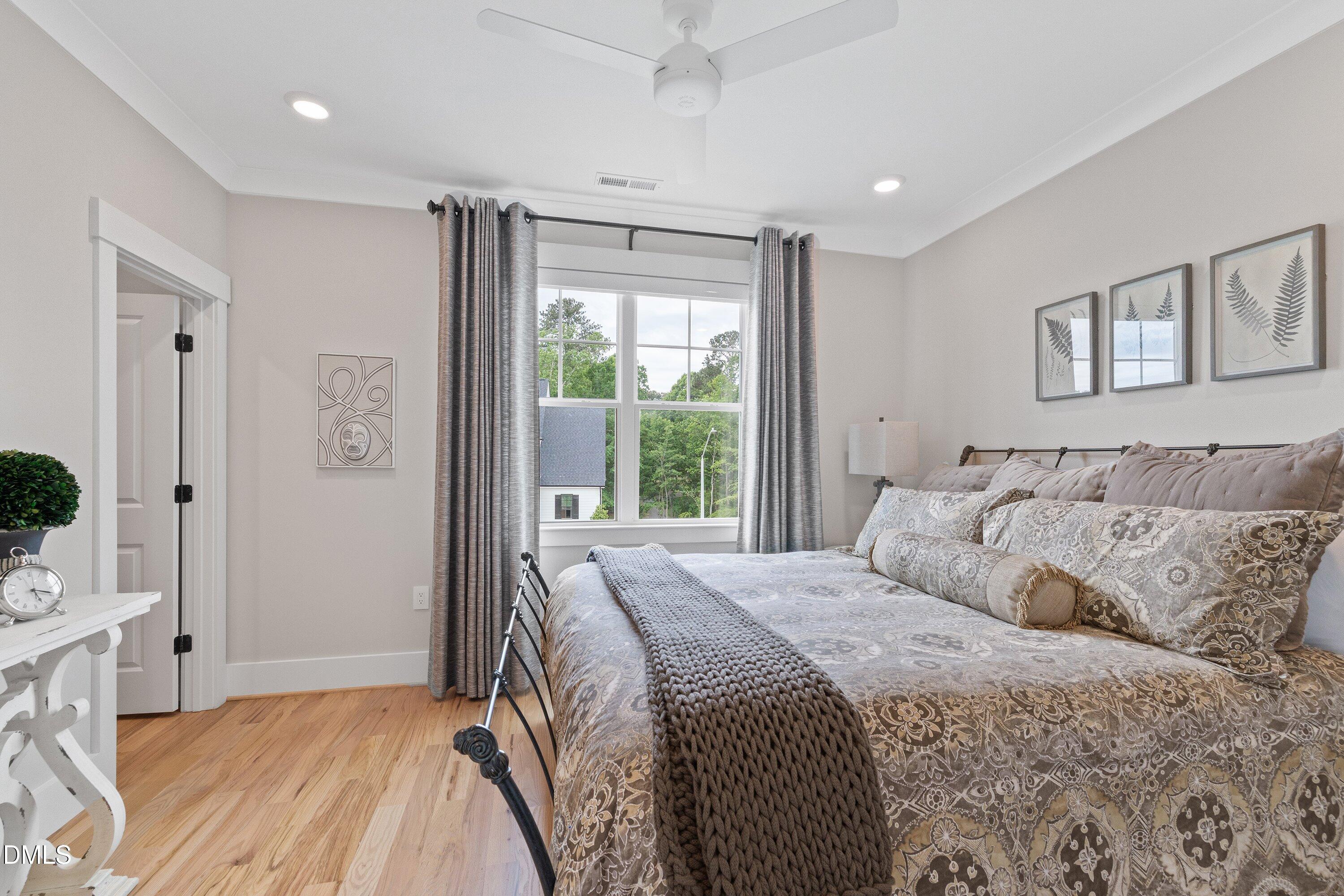 113 Sire Court Property Photo 34