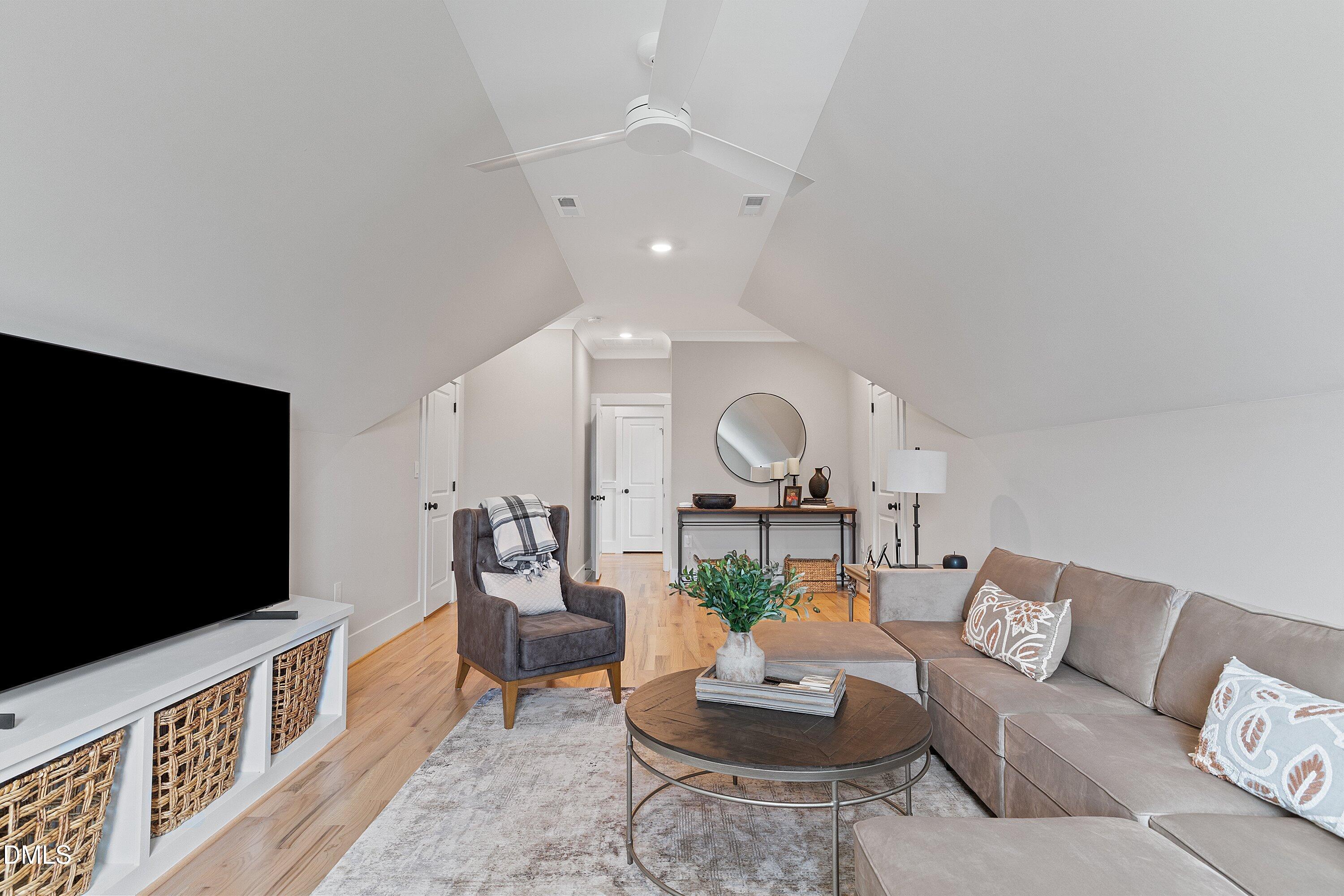 113 Sire Court Property Photo 38