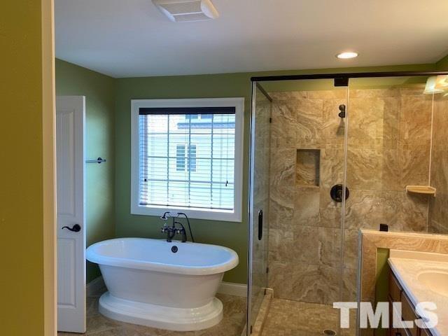 1352 Legendary Lane Property Photo 12