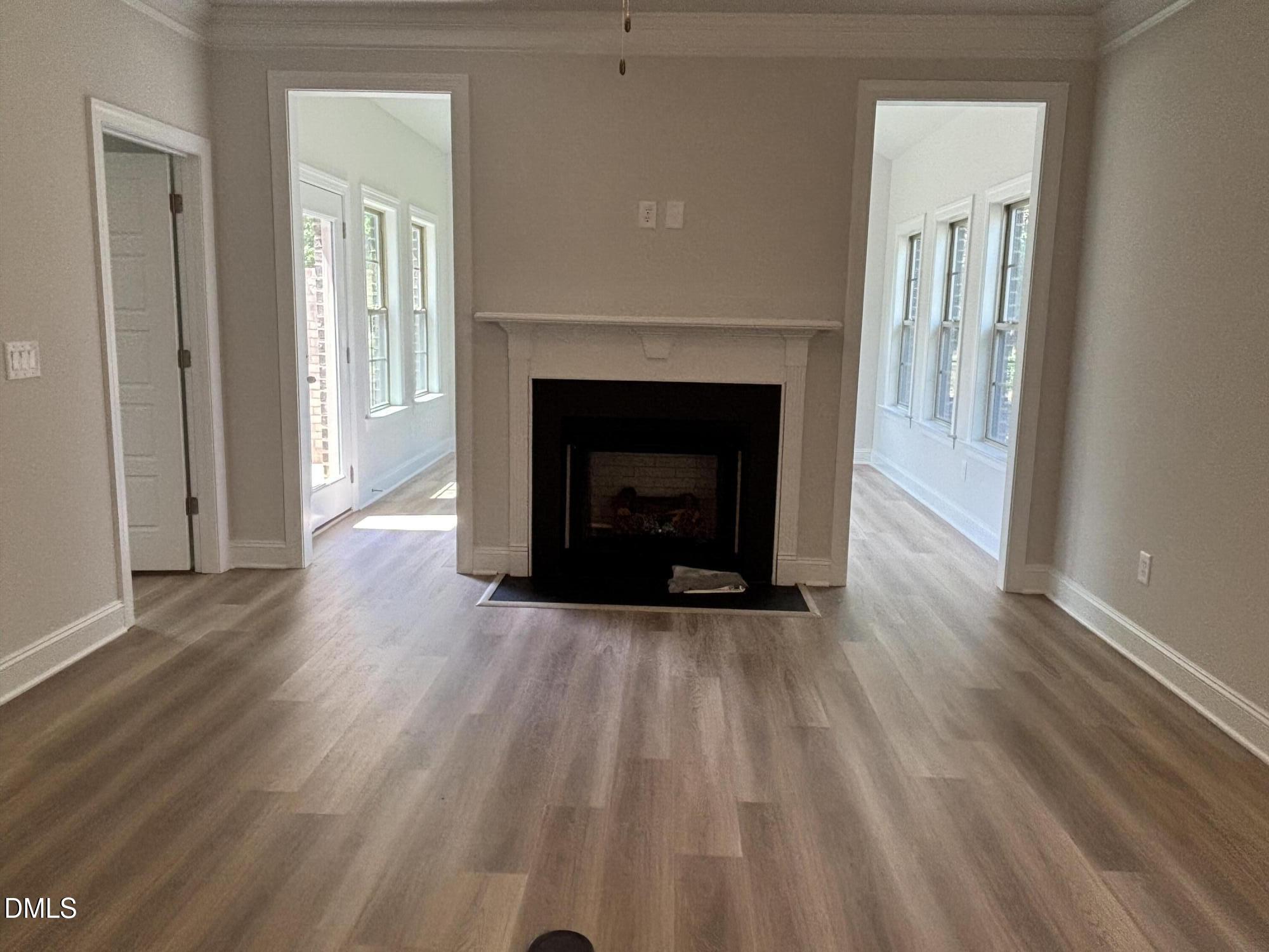 1048 Beechcraft Drive Property Photo 3