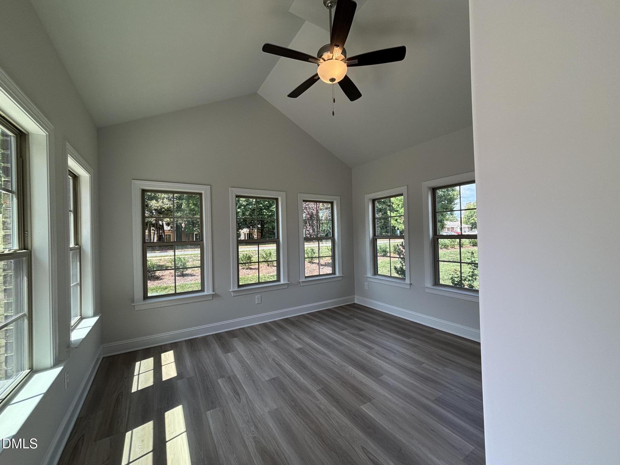 1048 Beechcraft Drive Property Photo 5