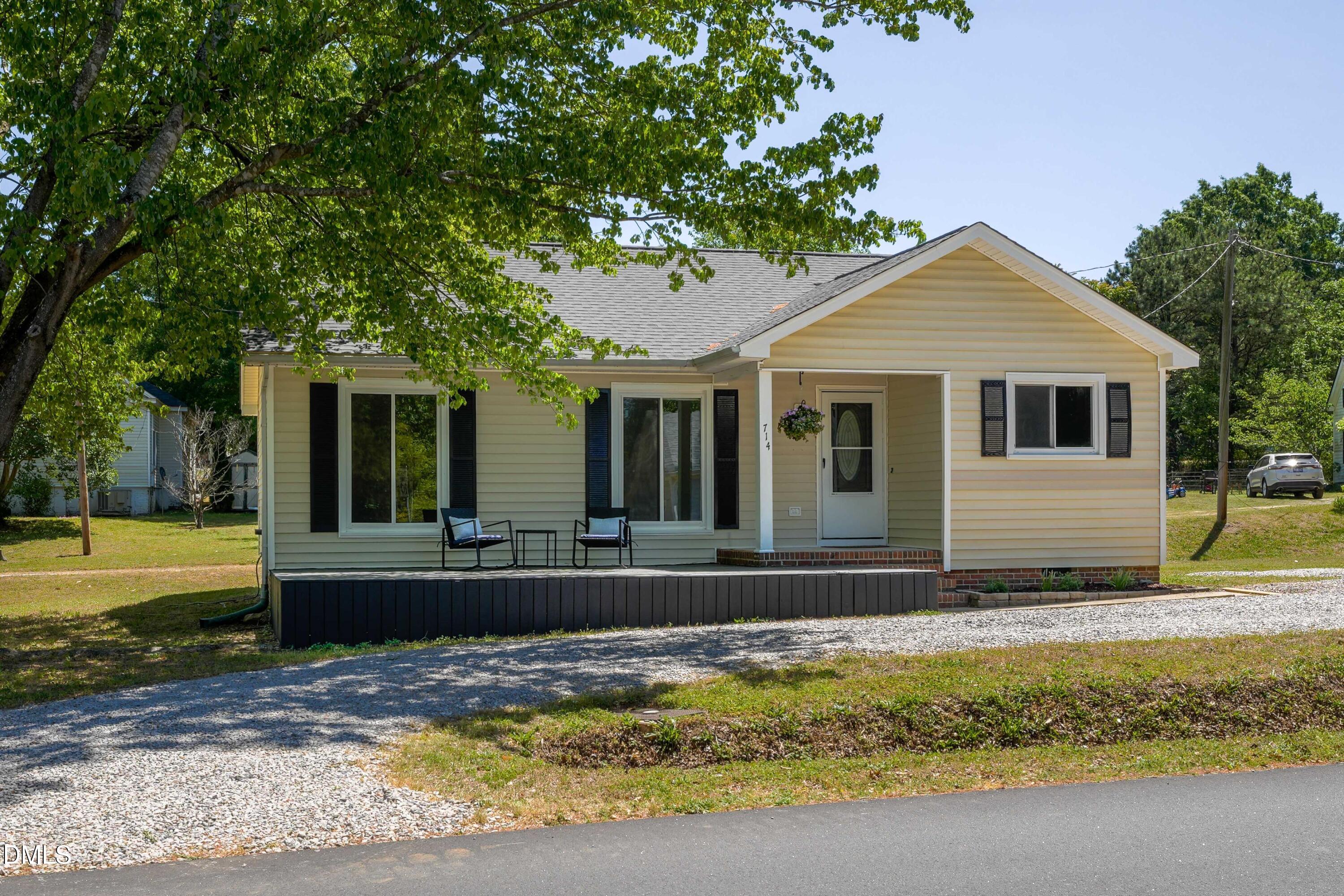 714 Brewer Avenue Property Photo 2